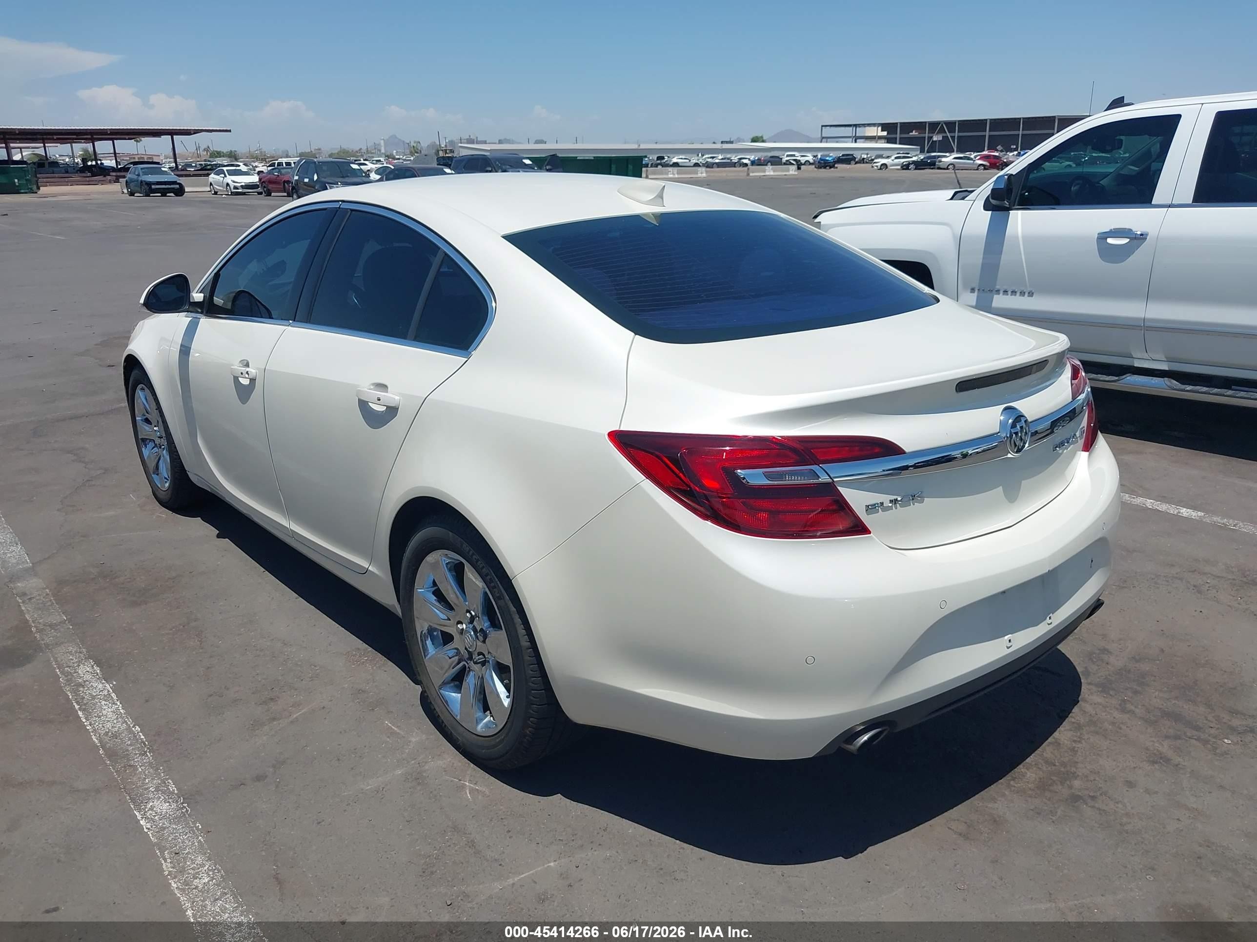 2015 Buick Regal Turbo Premium Ii White vin: 2G4GR5GX7F9292406