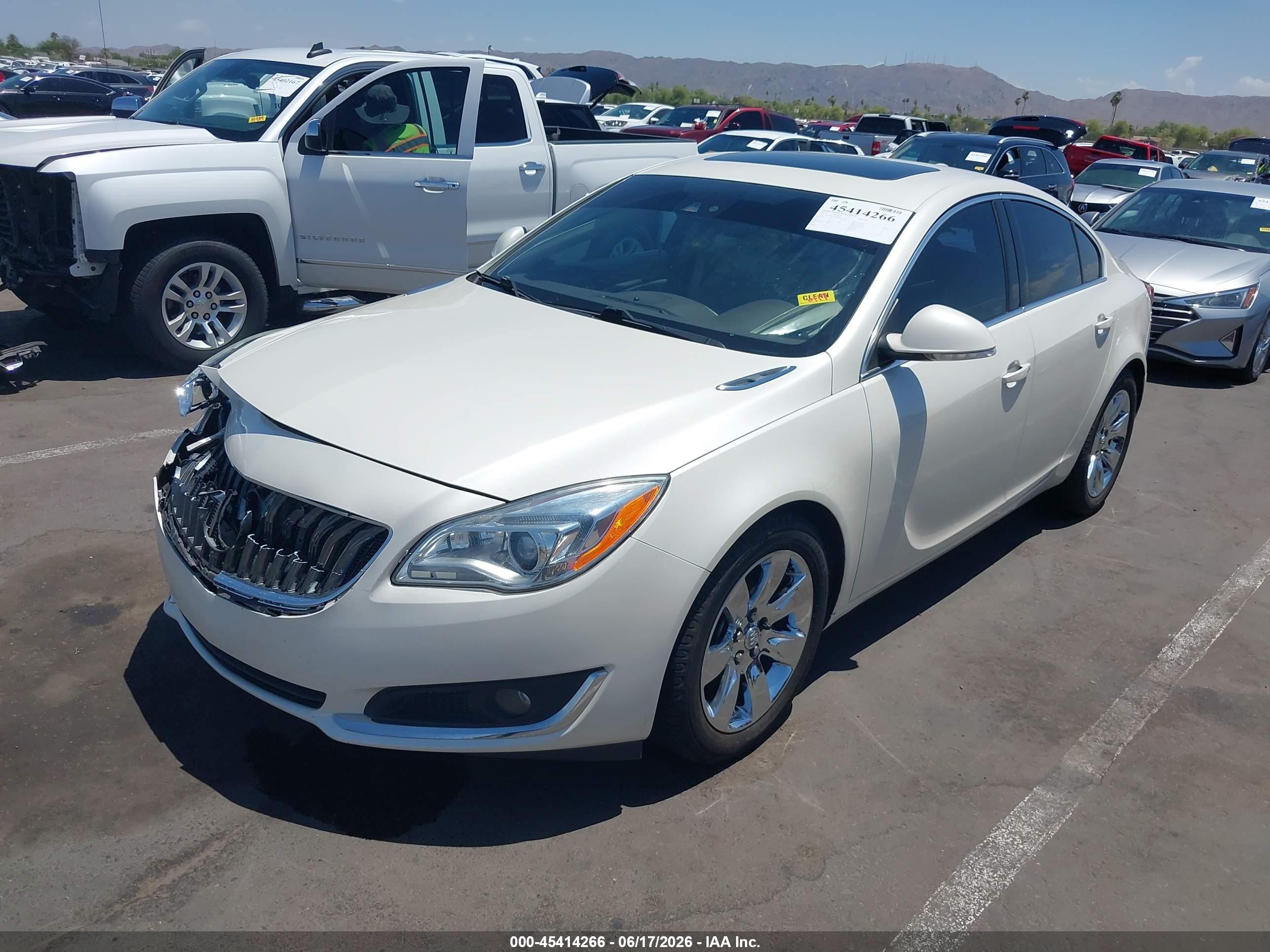2015 Buick Regal Turbo Premium Ii White vin: 2G4GR5GX7F9292406