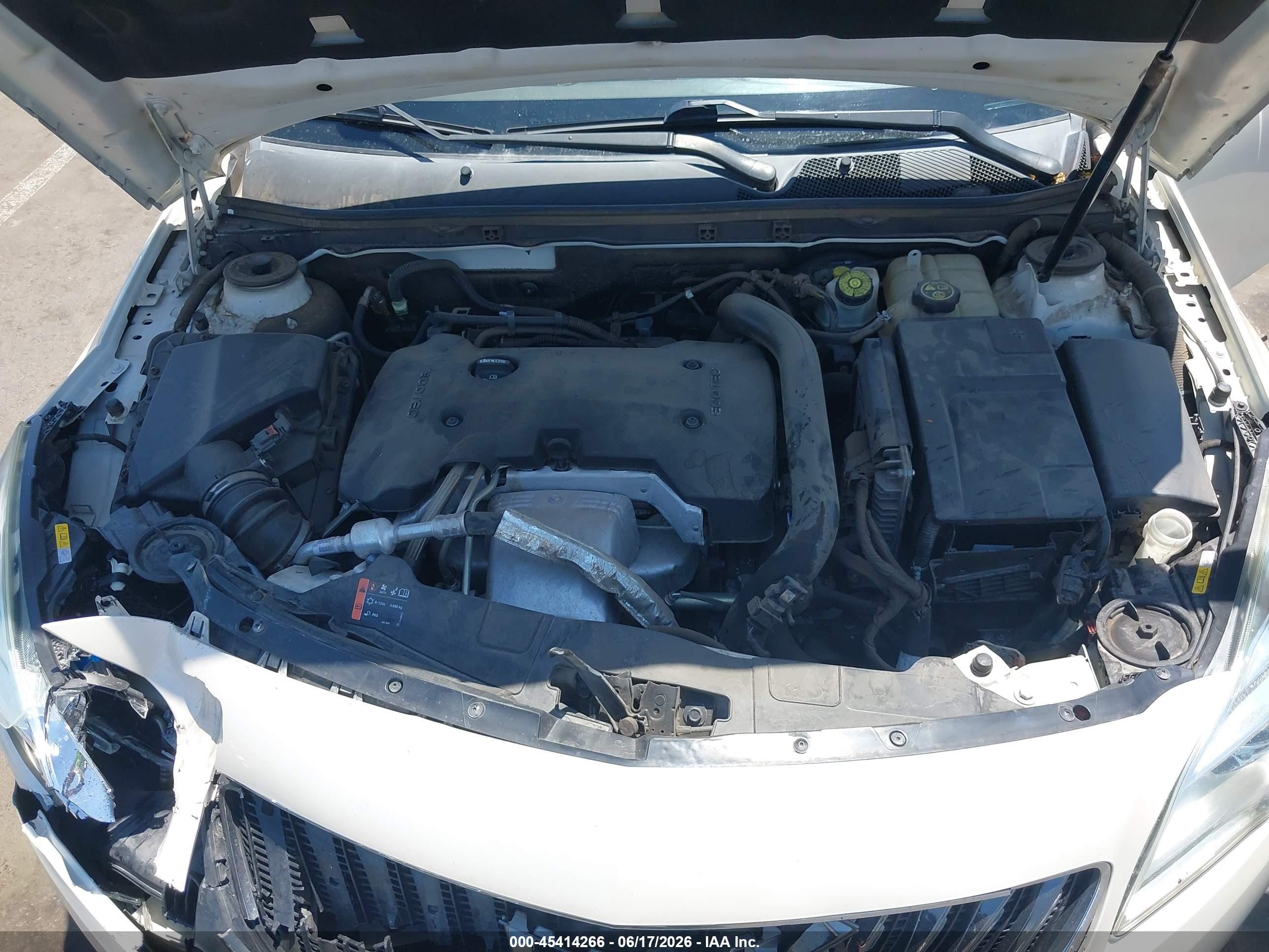 2015 Buick Regal Turbo Premium Ii White vin: 2G4GR5GX7F9292406
