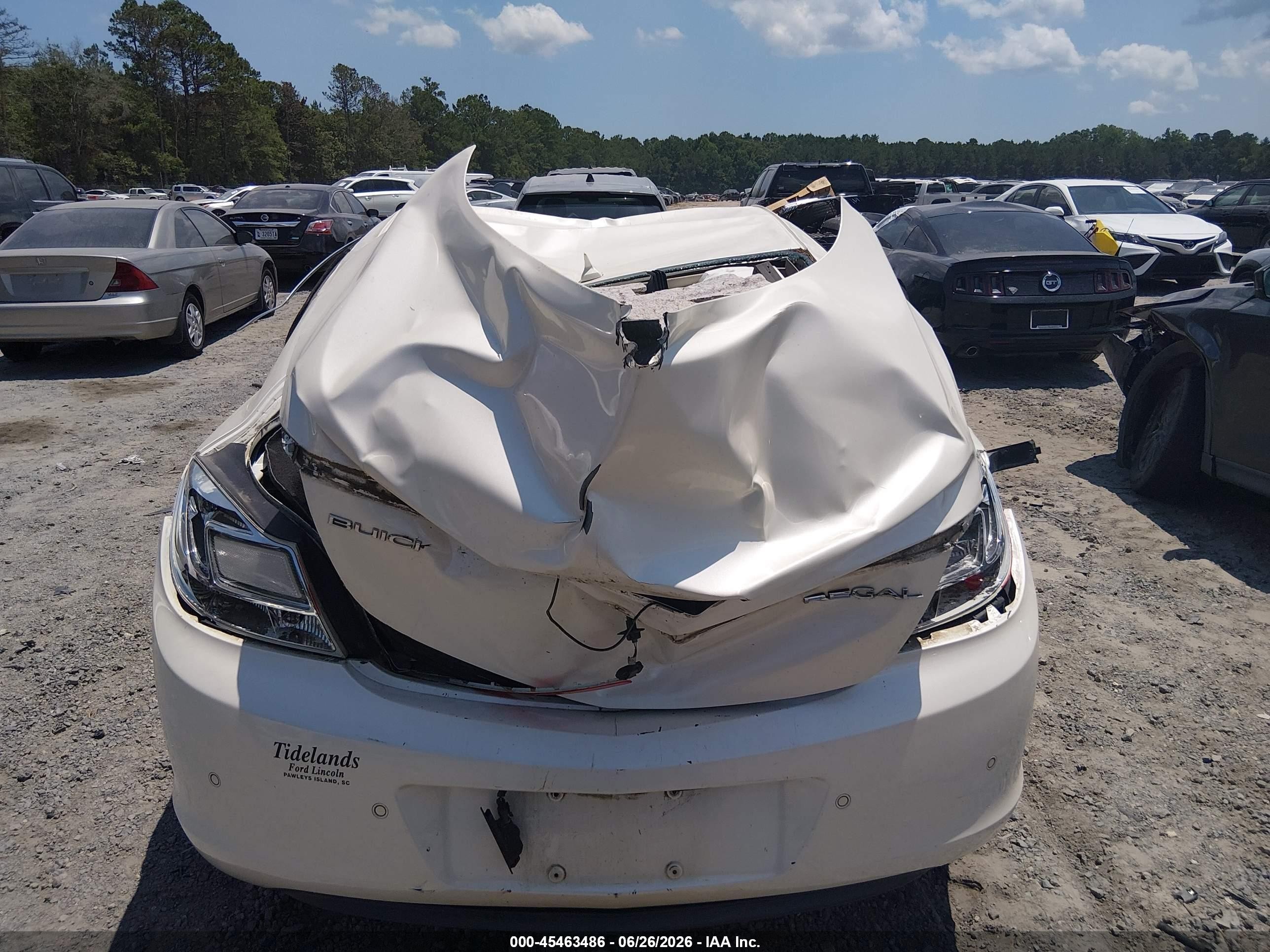 2012 Buick Regal Premium 1 White vin: 2G4GS5EK2C9158488