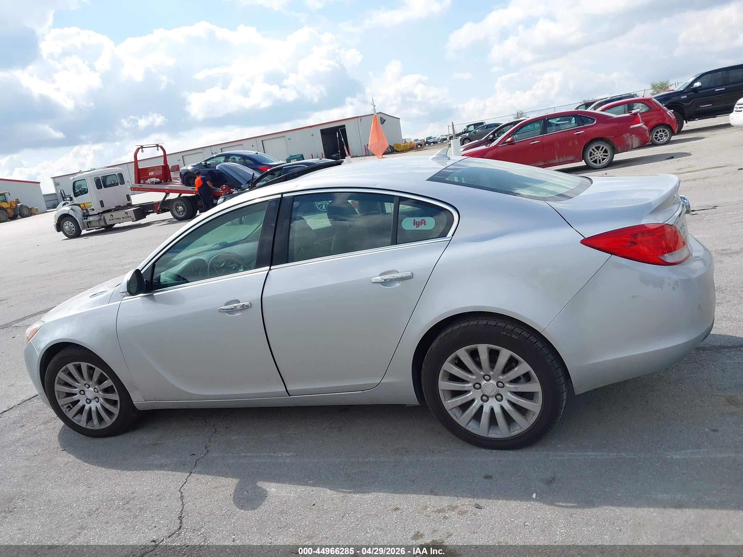 2012 Buick Regal Premium 1 Silver vin: 2G4GS5EK2C9207964