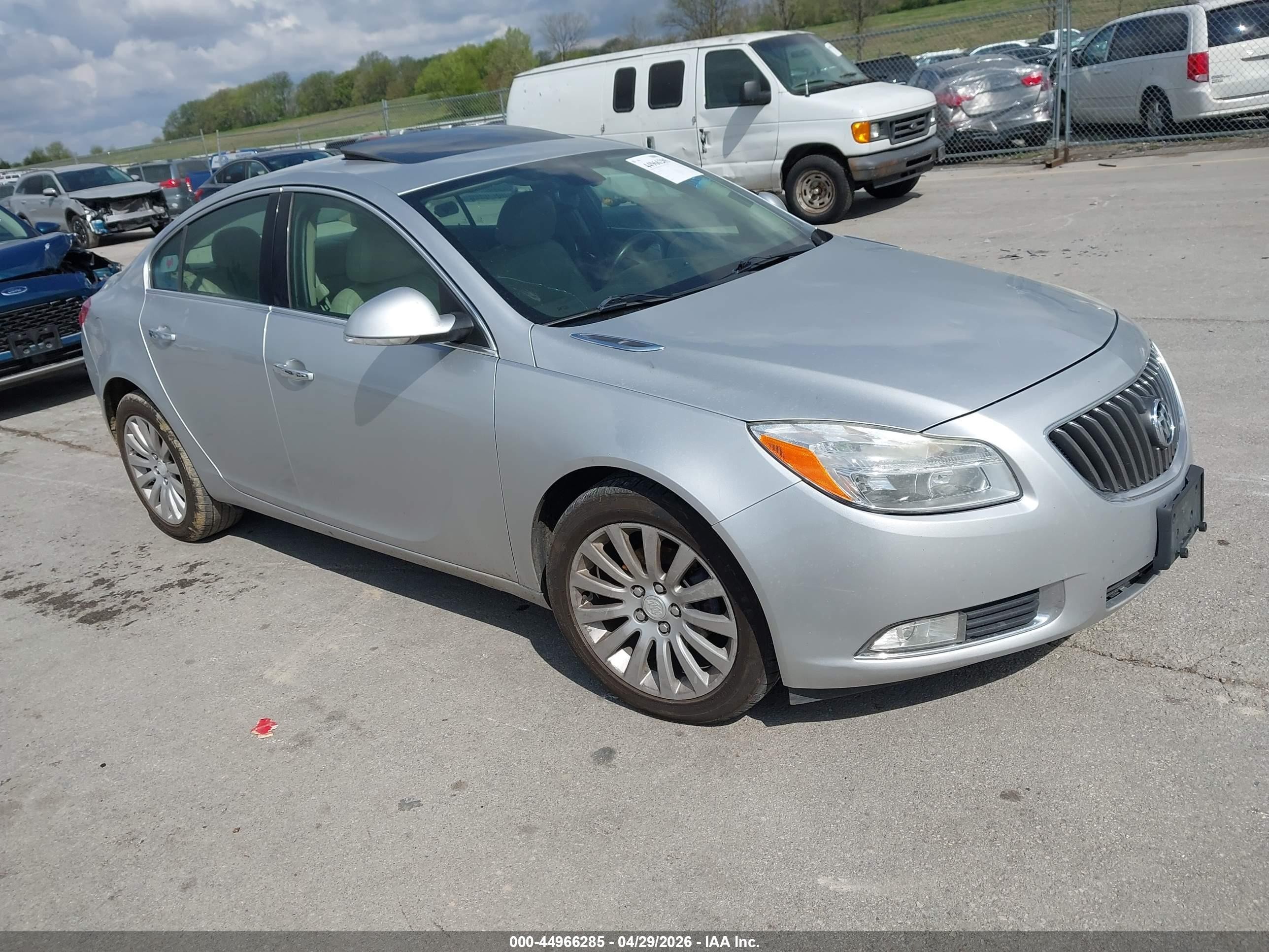2012 Buick Regal Premium 1 Silver vin: 2G4GS5EK2C9207964