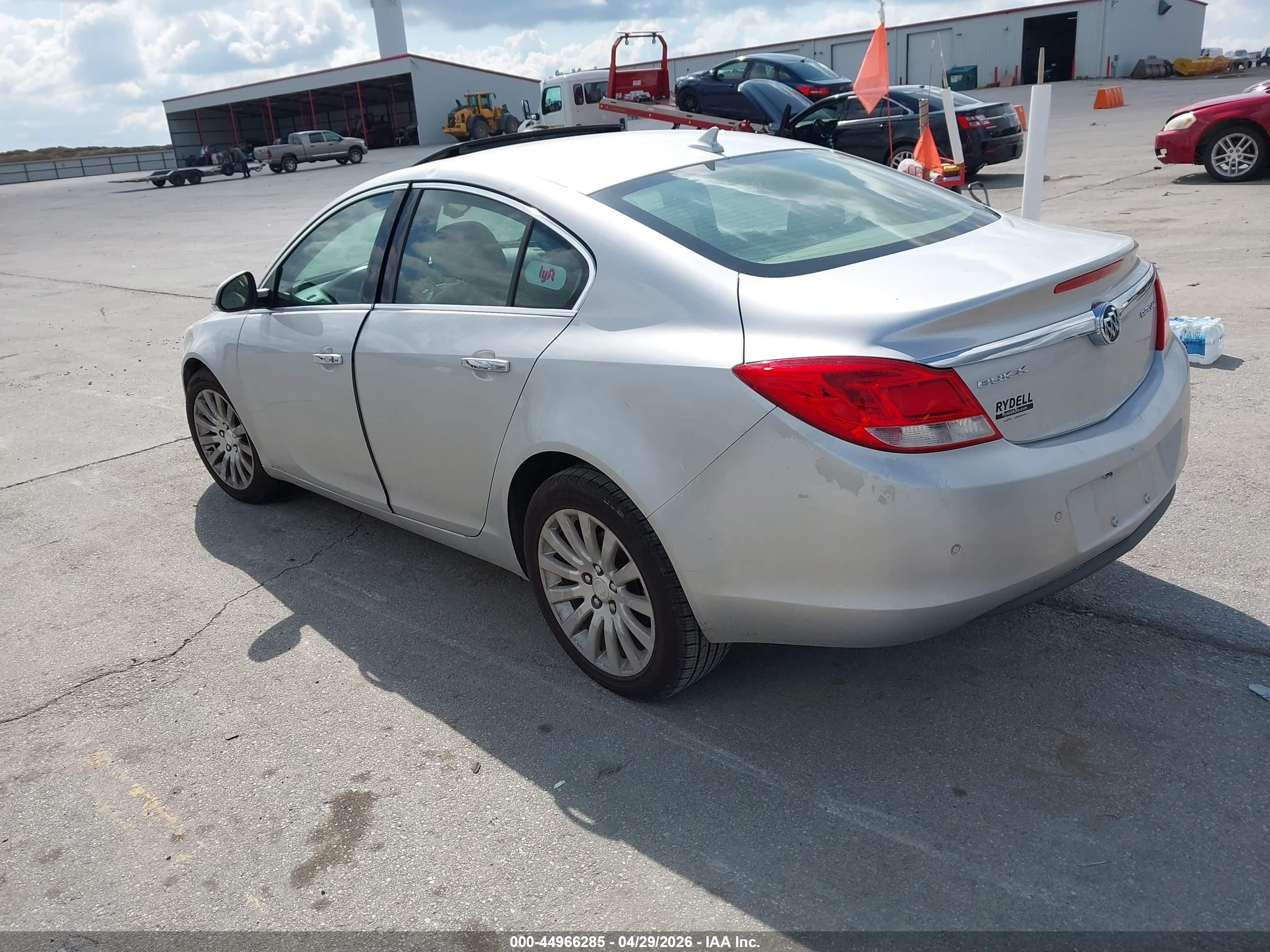 2012 Buick Regal Premium 1 Silver vin: 2G4GS5EK2C9207964