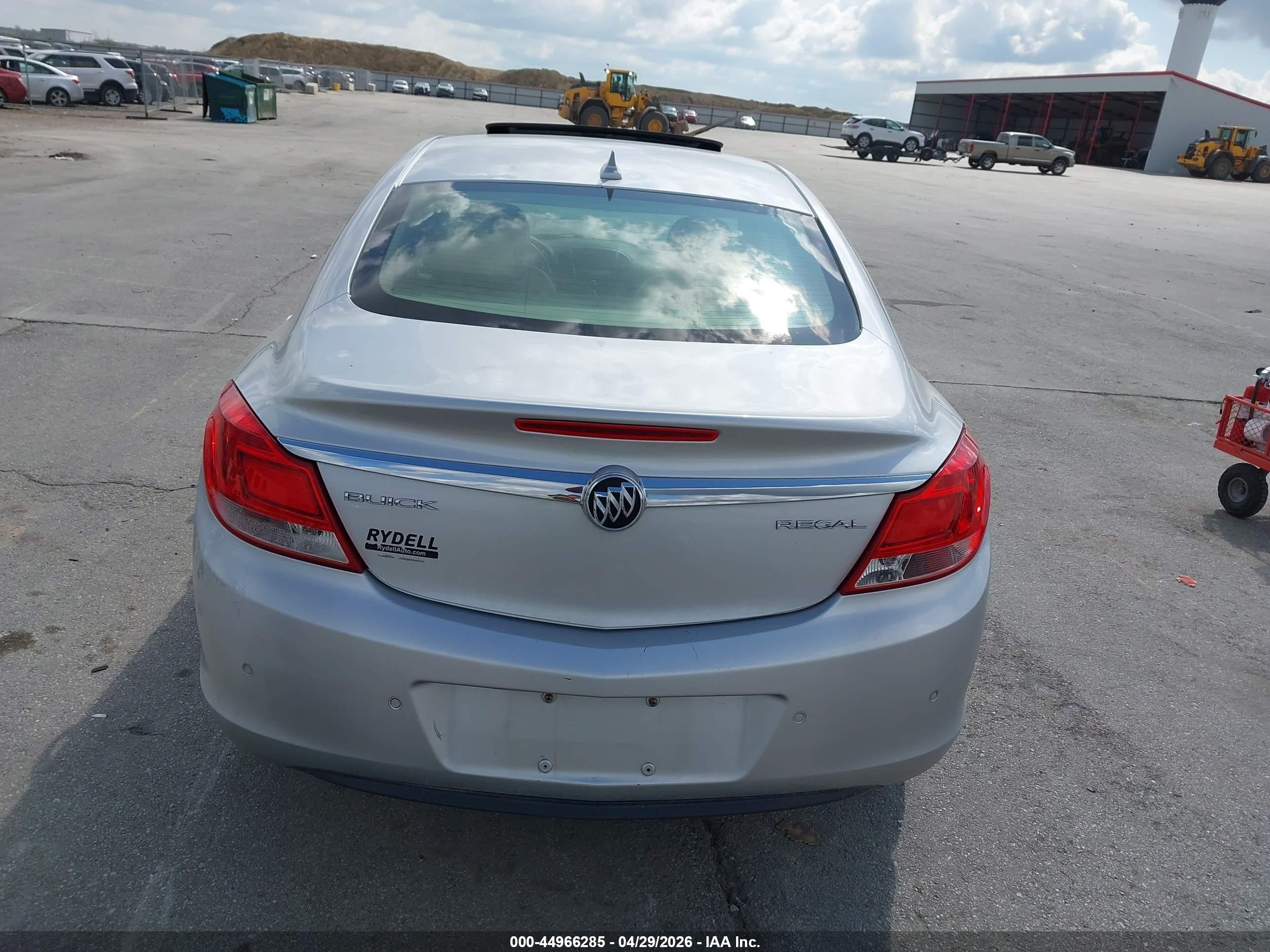 2012 Buick Regal Premium 1 Silver vin: 2G4GS5EK2C9207964