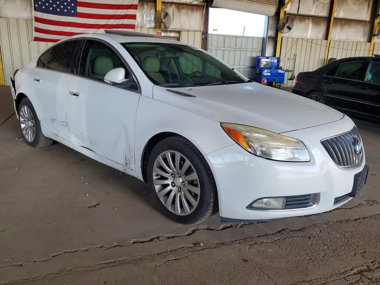 2012 Buick Regal Premium White vin: 2G4GS5EK3C9155938