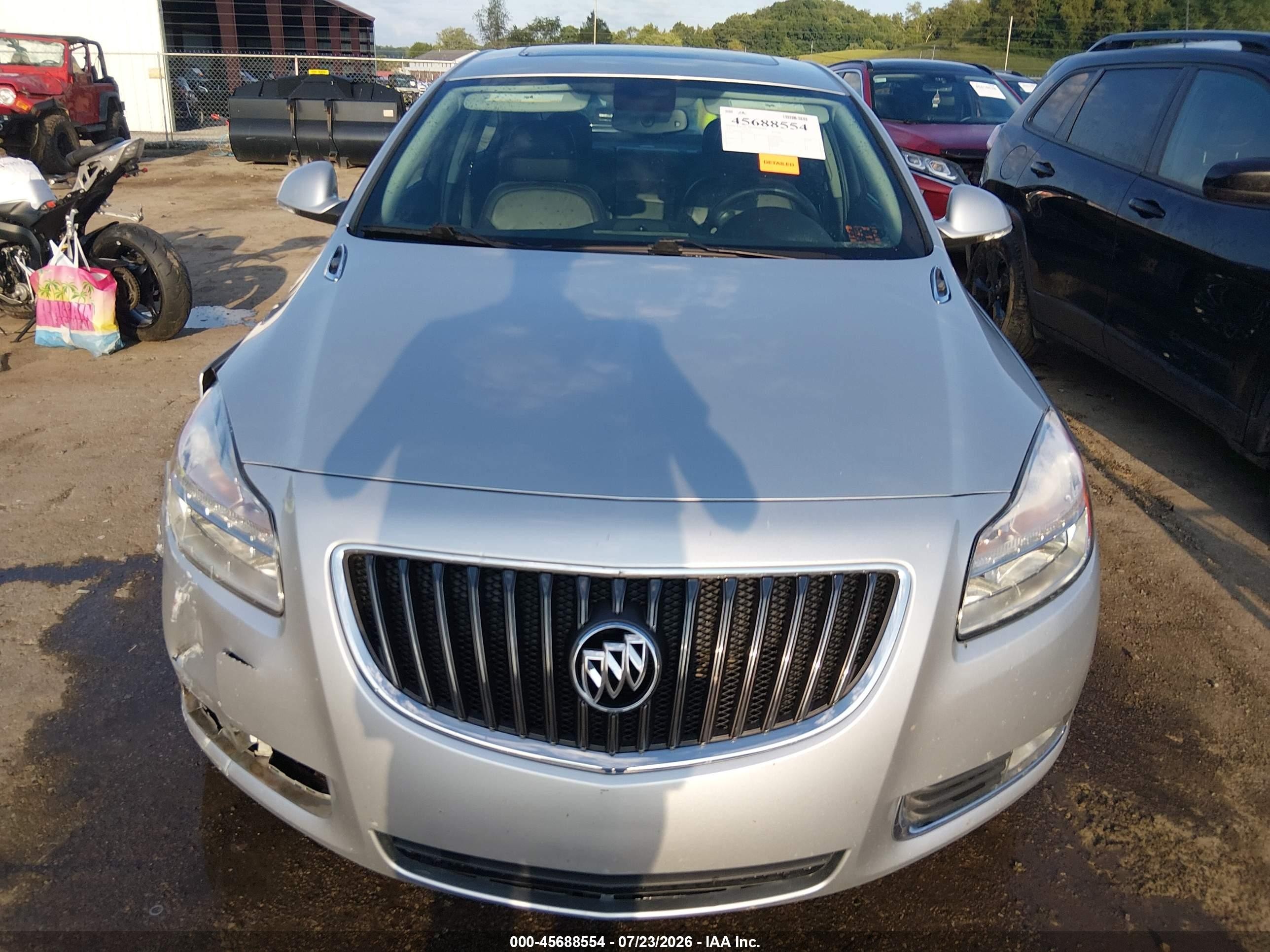 2012 Buick Regal Premium 1 Серебряный vin: 2G4GS5EK7C9142254
