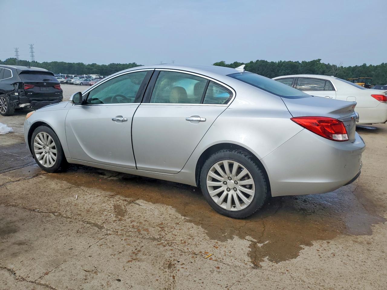 2012 Buick Regal Premium Silver vin: 2G4GS5EK9C9191939