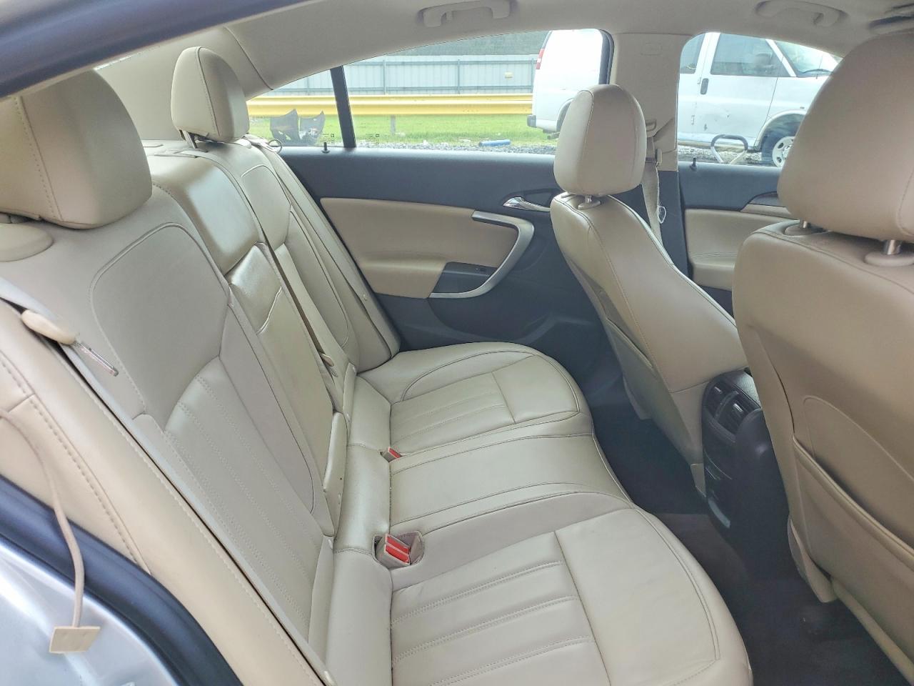 2012 Buick Regal Premium Silver vin: 2G4GS5EK9C9191939