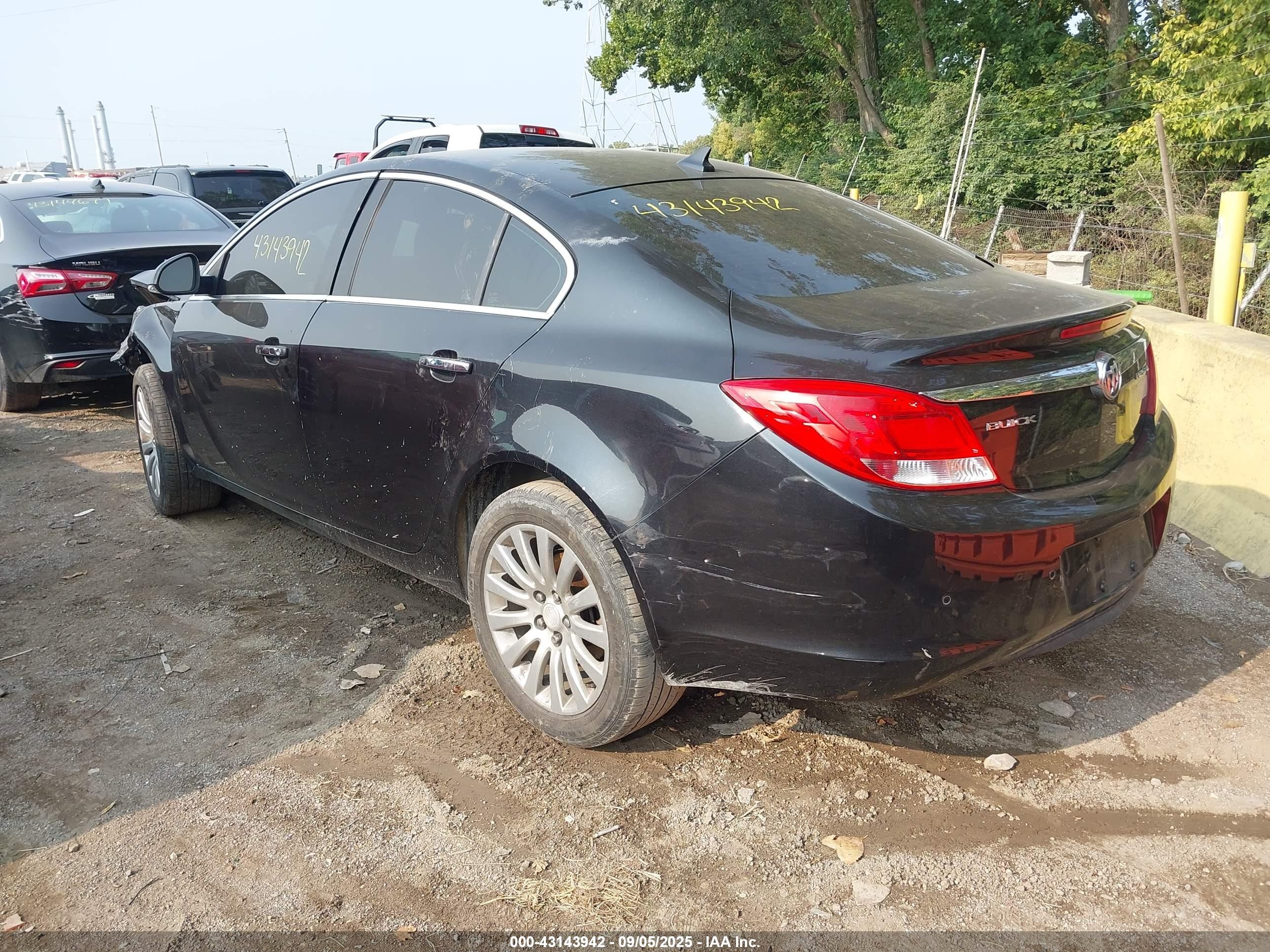 2012 Buick Regal Premium 1 Black vin: 2G4GS5EKXC9137002
