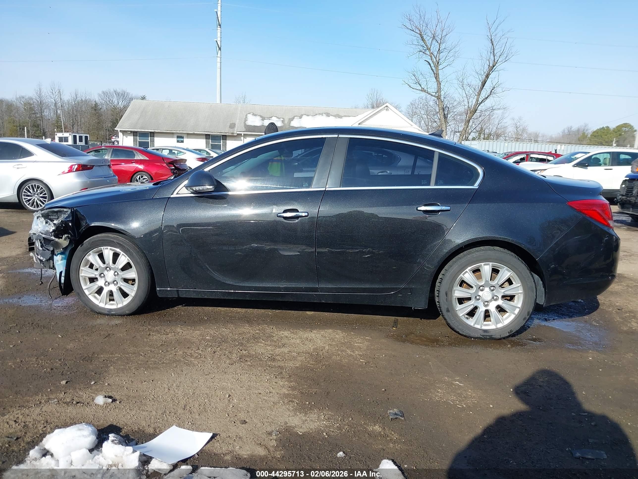 2013 Buick Regal Premium 1 Black vin: 2G4GS5ER0D9247975