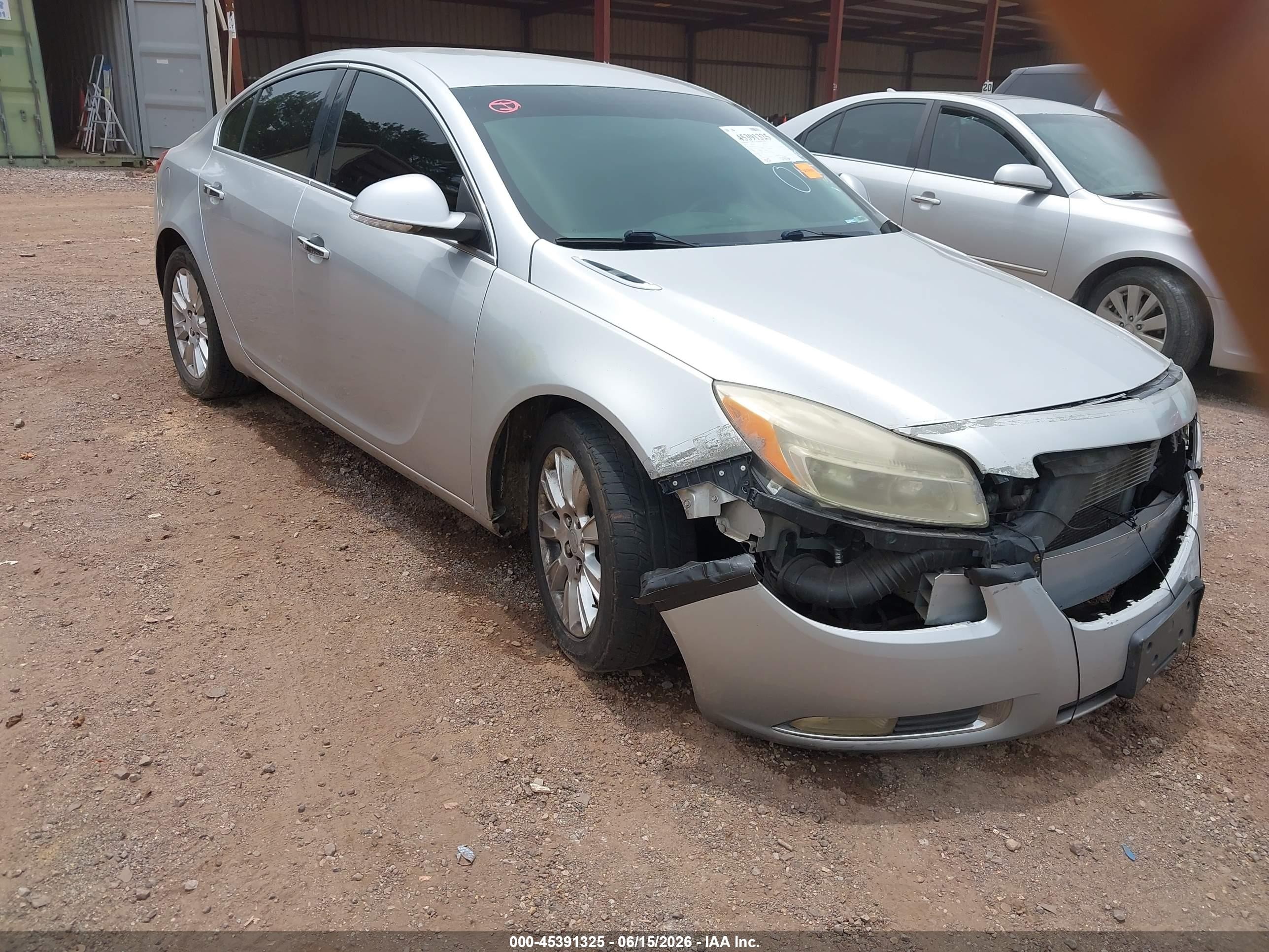 2013 Buick Regal Premium 1 Silver vin: 2G4GS5ER1D9131118