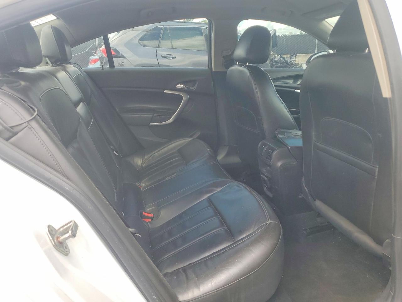 2013 Buick Regal Premium White vin: 2G4GS5ER7D9214147
