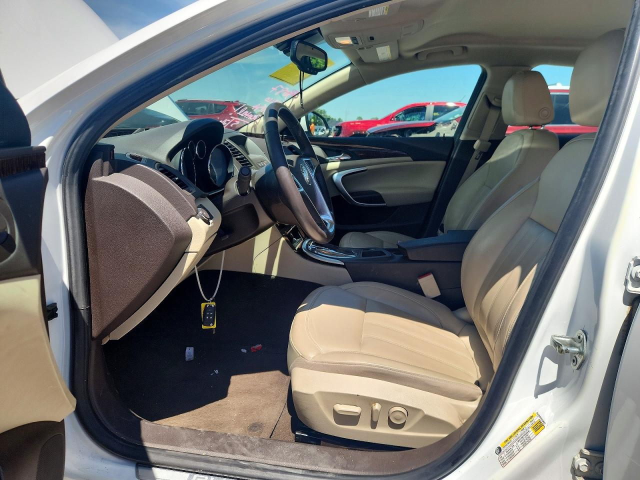 2012 Buick Regal Premium White vin: 2G4GS5EV0C9144227