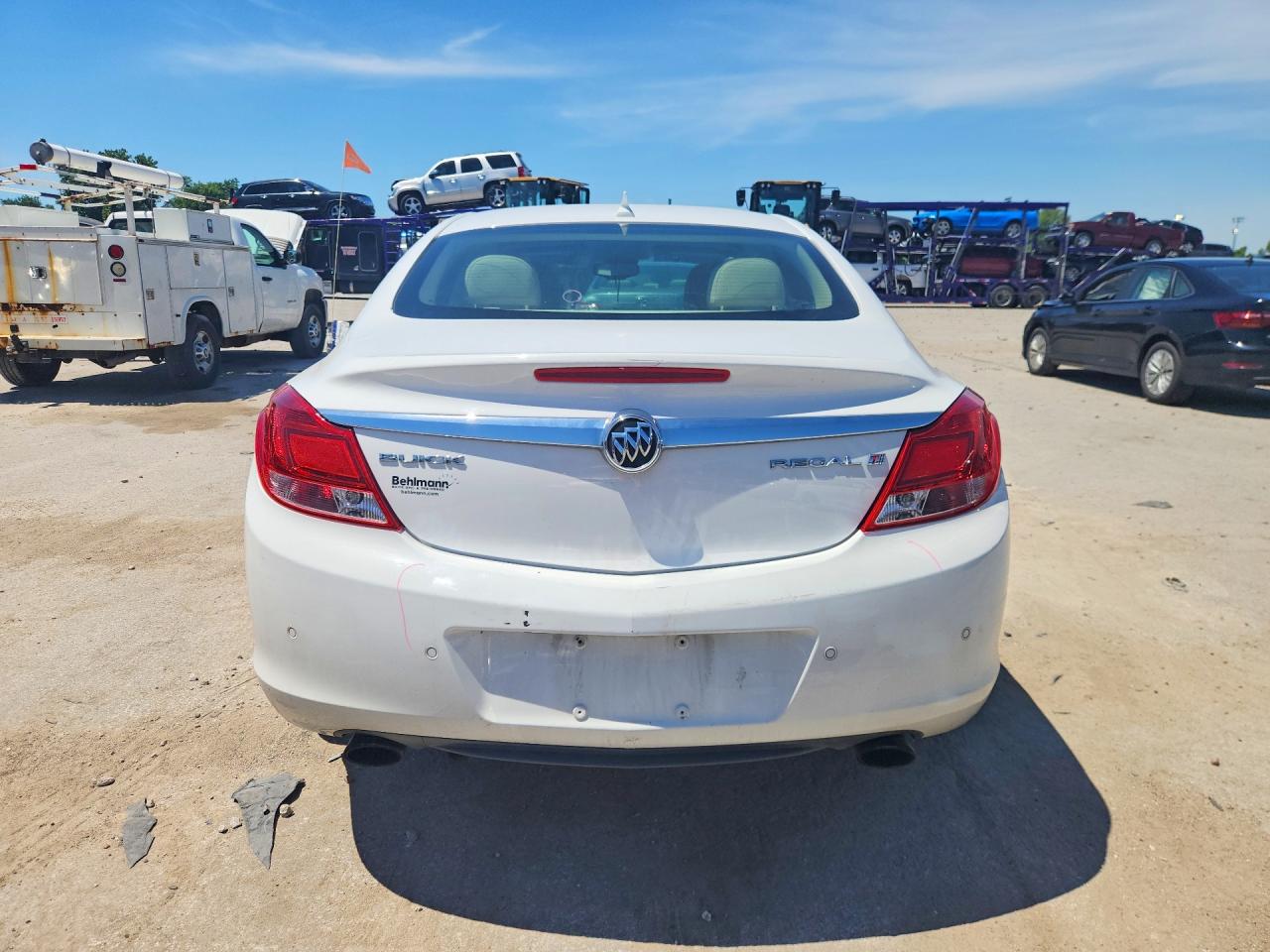 2012 Buick Regal Premium White vin: 2G4GS5EV0C9144227