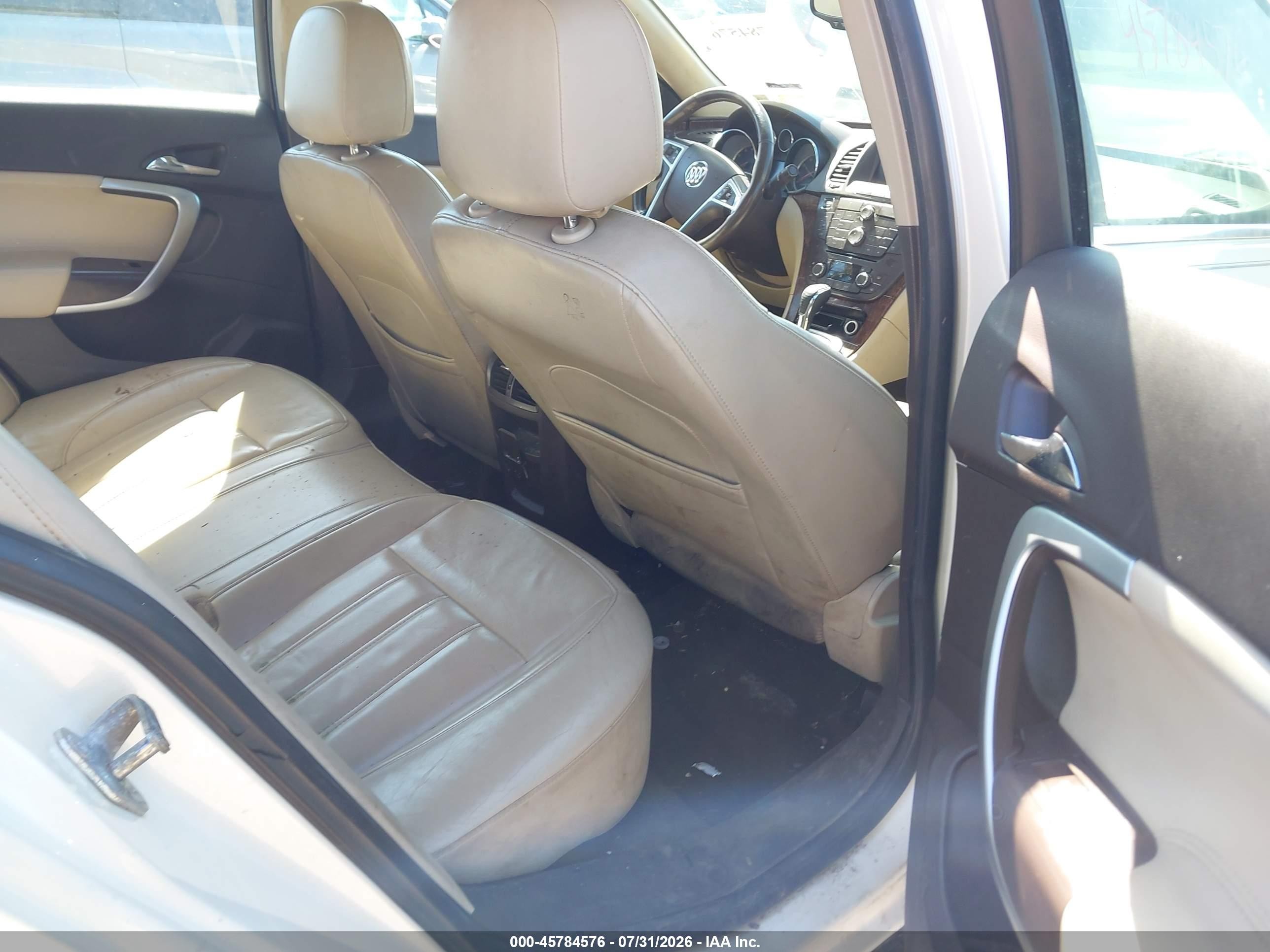 2013 Buick Regal Turbo - Premium 1 White vin: 2G4GS5EV0D9121130