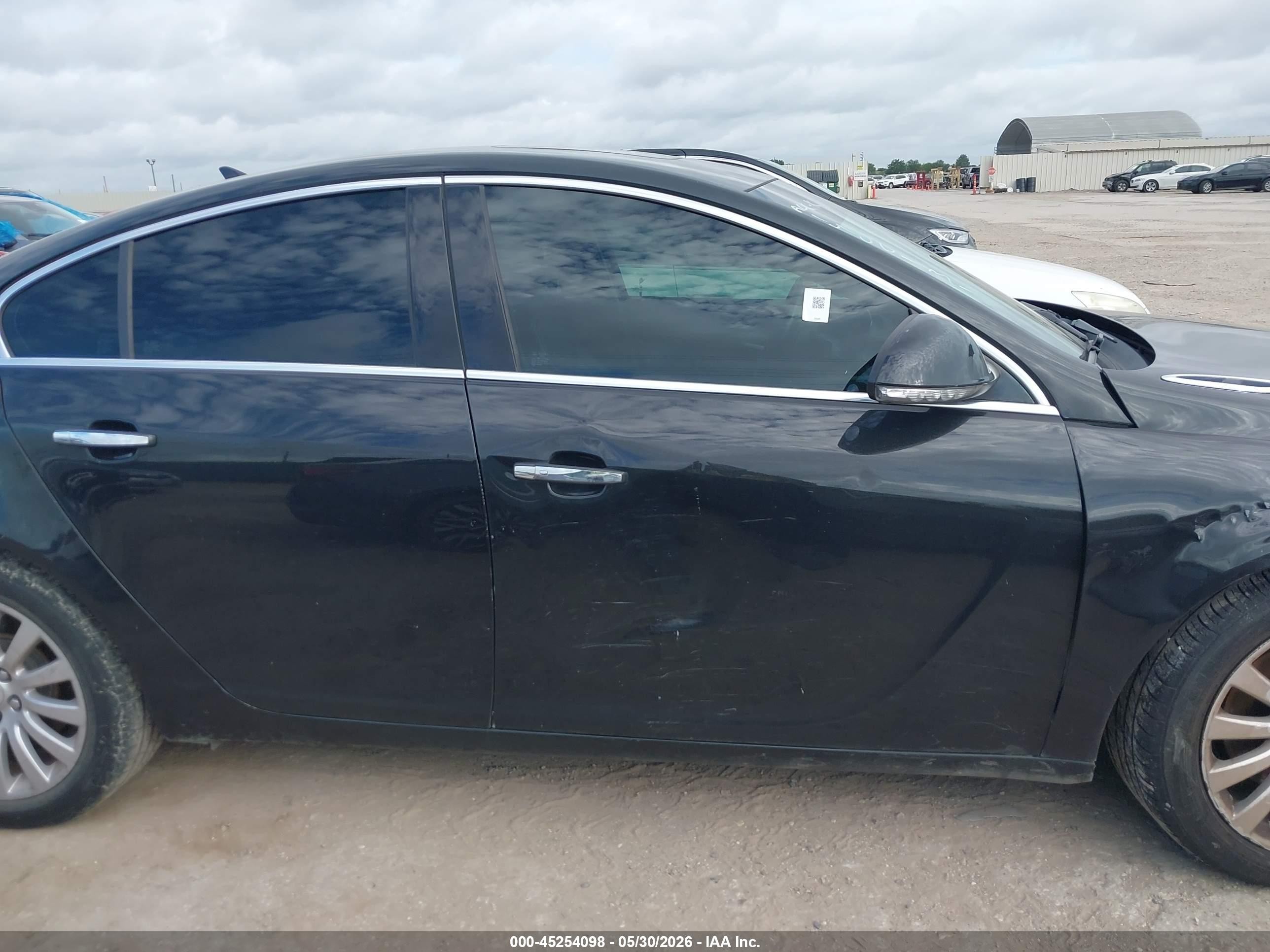 2013 Buick Regal Turbo - Premium 1 Black vin: 2G4GS5EV1D9198962
