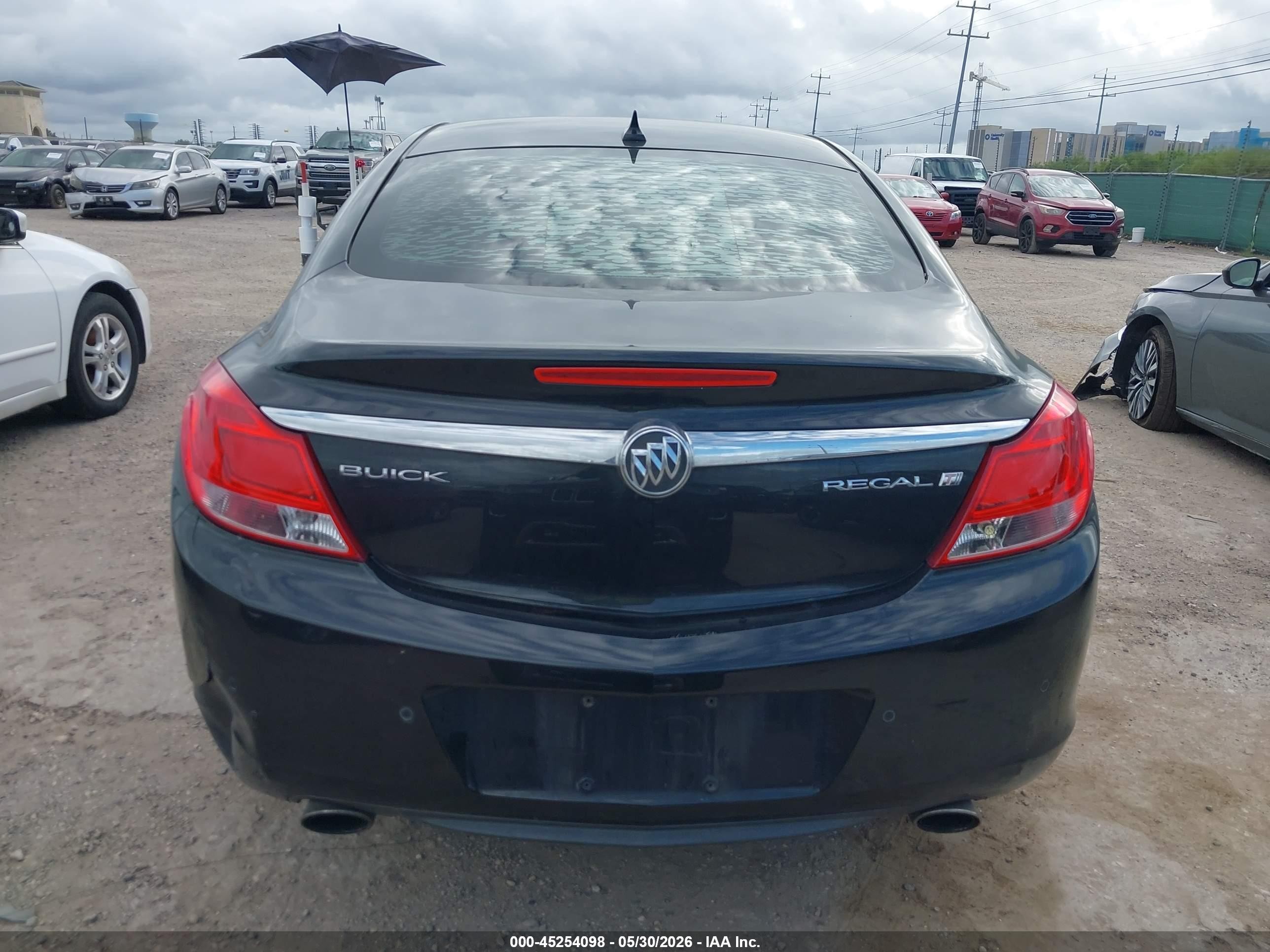 2013 Buick Regal Turbo - Premium 1 Black vin: 2G4GS5EV1D9198962