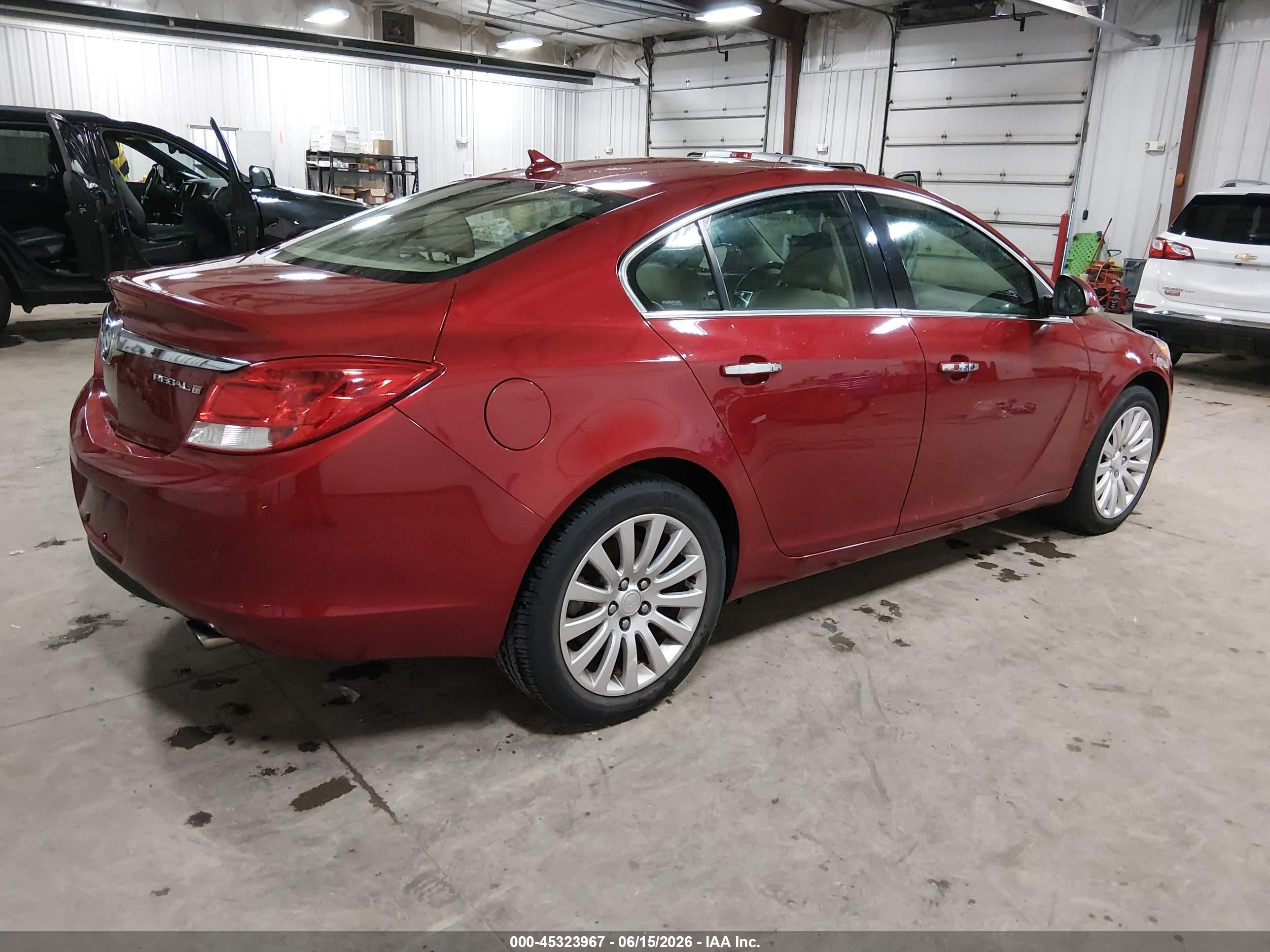 2012 Buick Regal Turbo - Premium 1 Red vin: 2G4GS5EV2C9213662