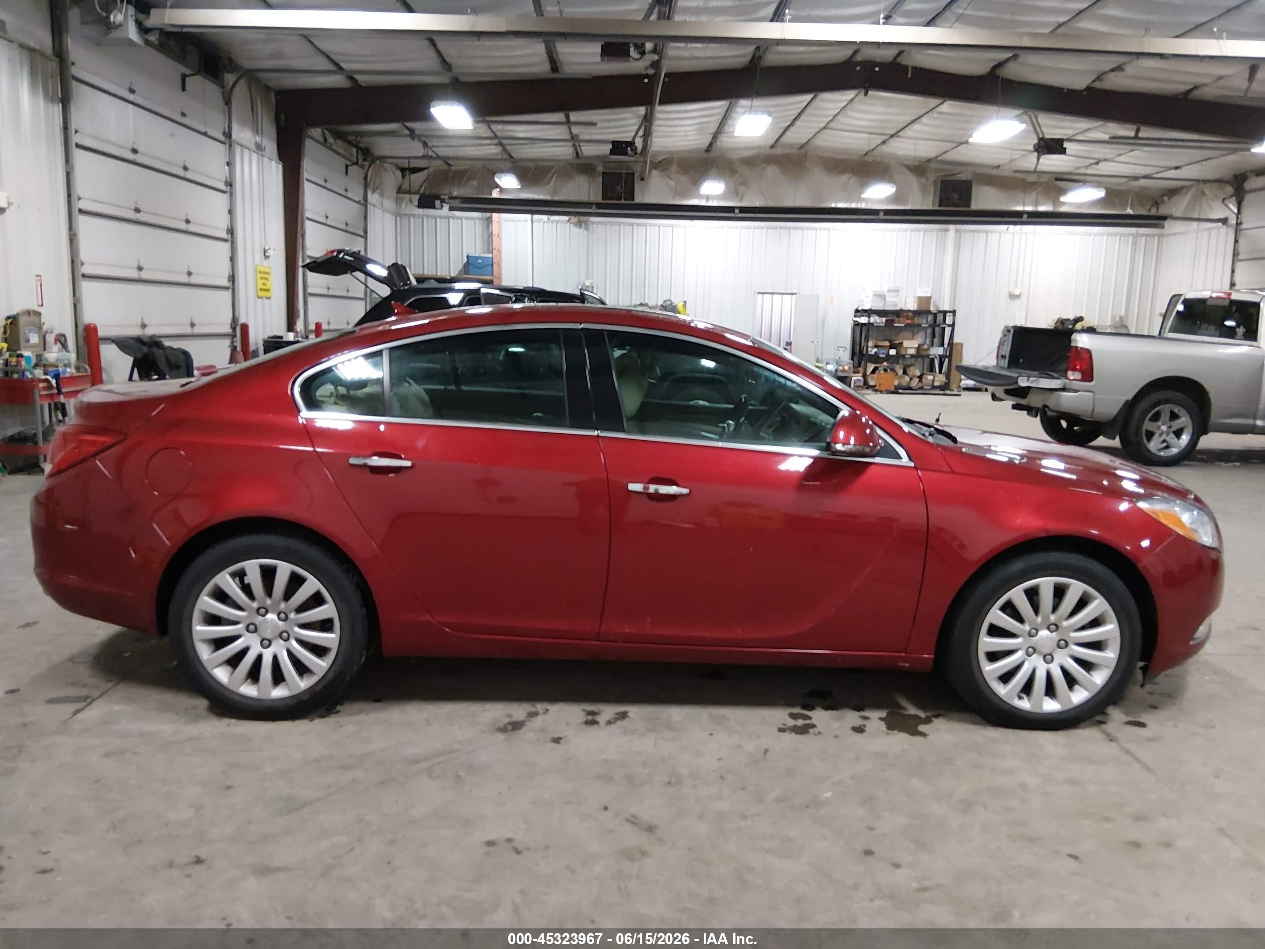 2012 Buick Regal Turbo - Premium 1 Red vin: 2G4GS5EV2C9213662