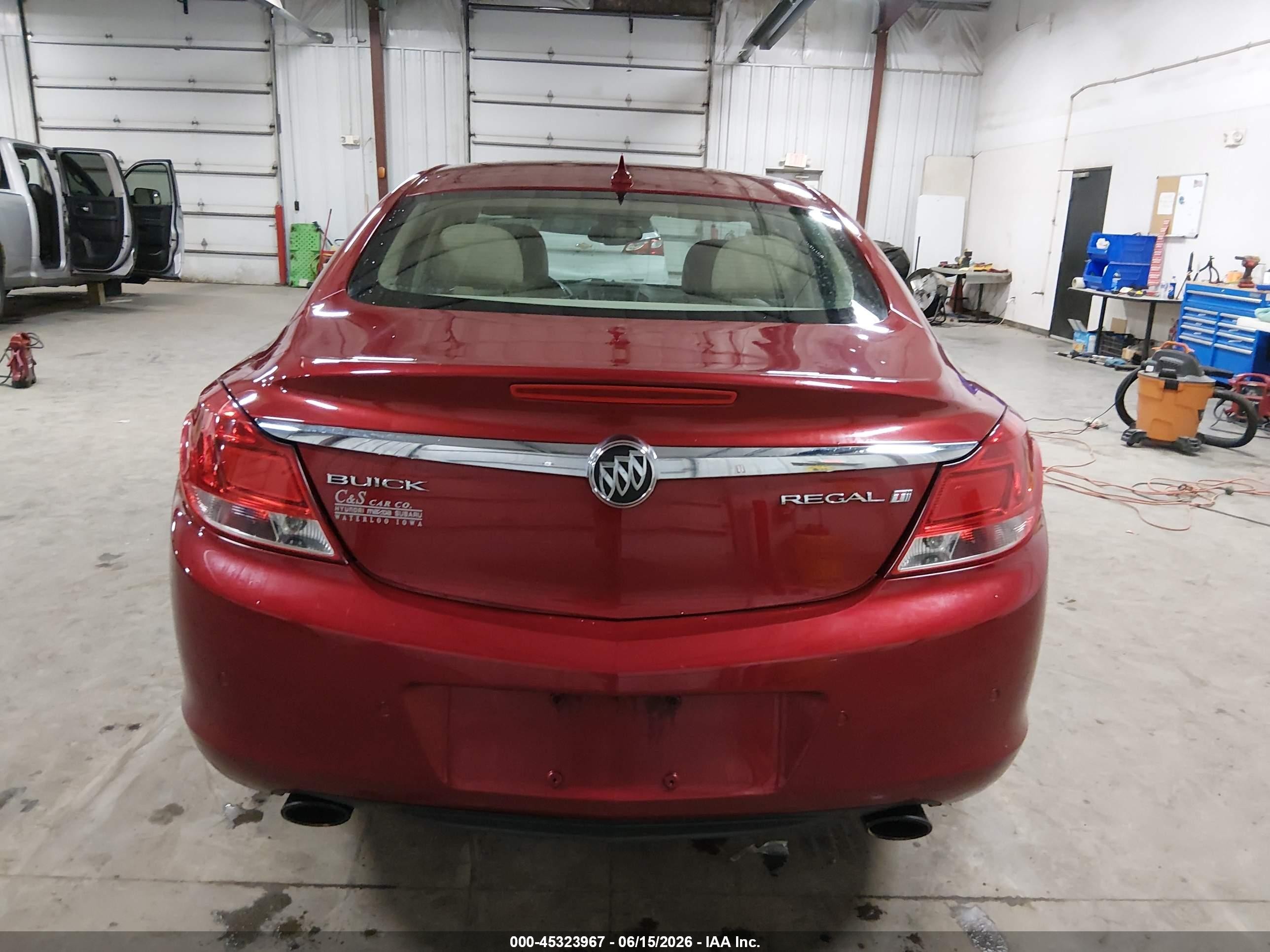 2012 Buick Regal Turbo - Premium 1 Red vin: 2G4GS5EV2C9213662