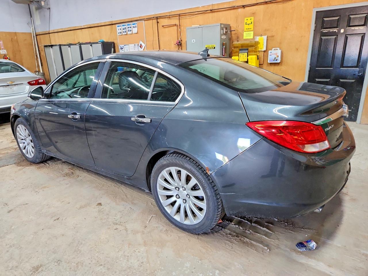 2013 Buick Regal Premium Charcoal vin: 2G4GS5EV2D9126104