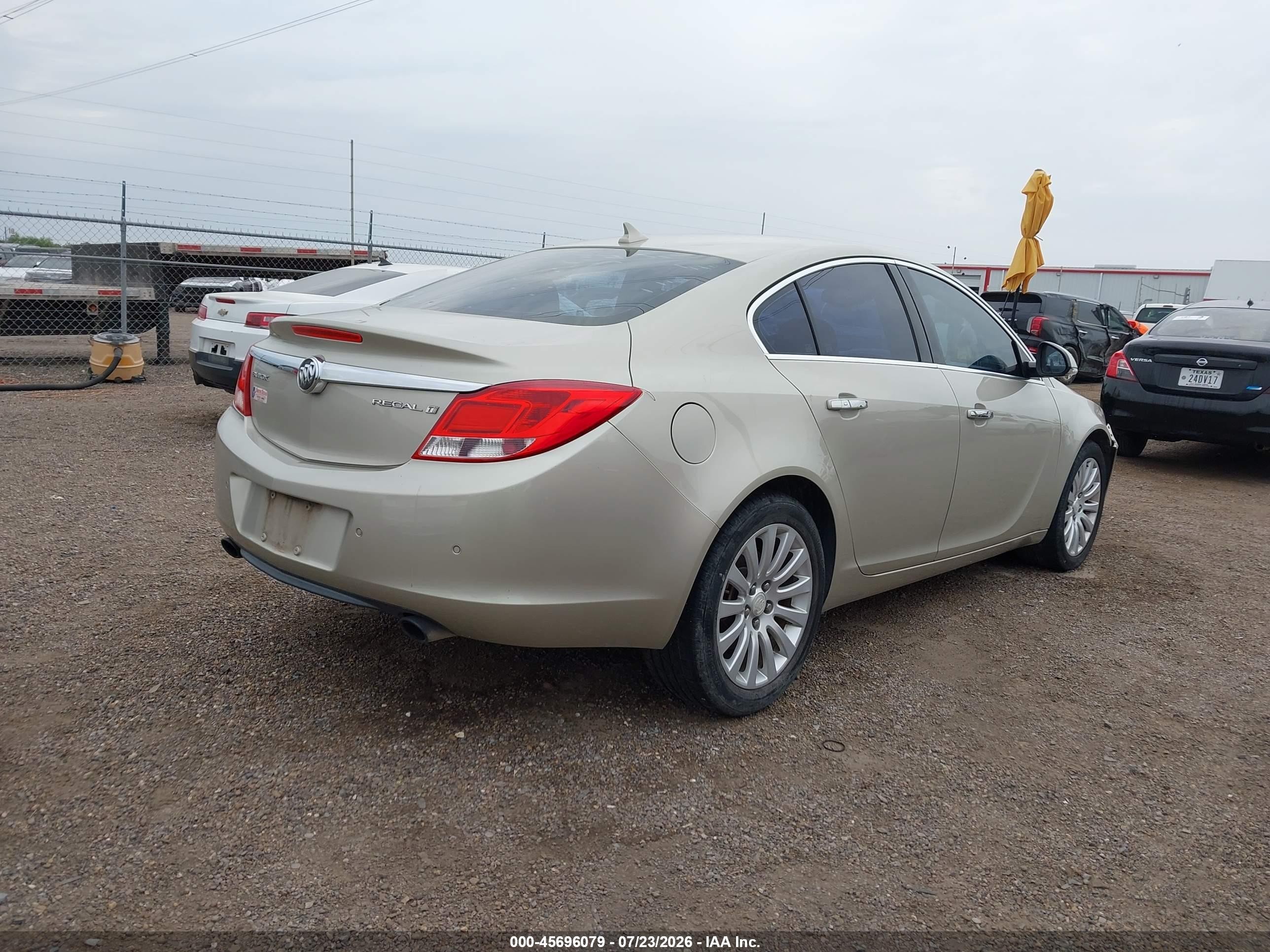 2013 Buick Regal Turbo - Premium 1 Beige vin: 2G4GS5EV2D9175237