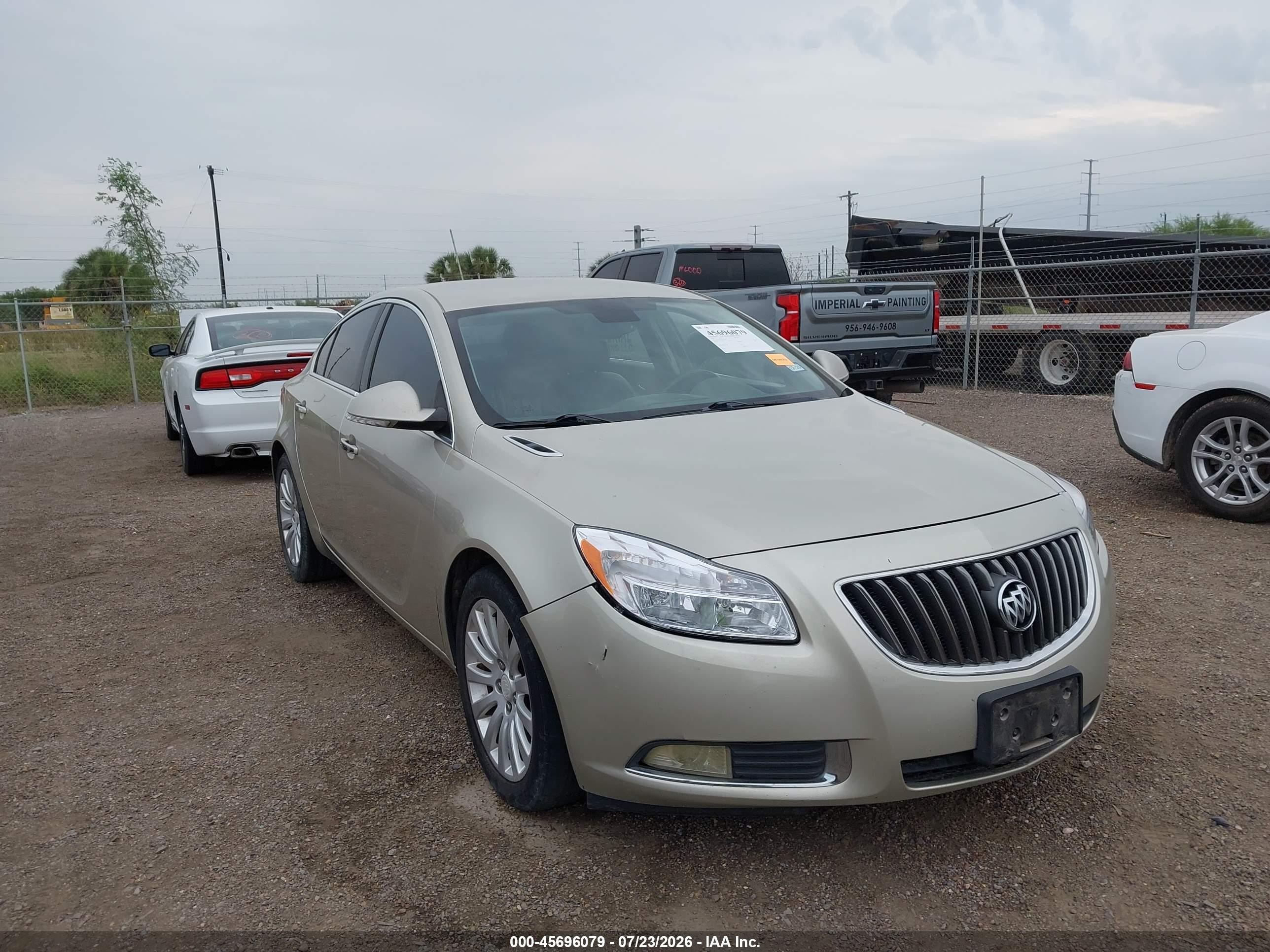 2013 Buick Regal Turbo - Premium 1 Beige vin: 2G4GS5EV2D9175237