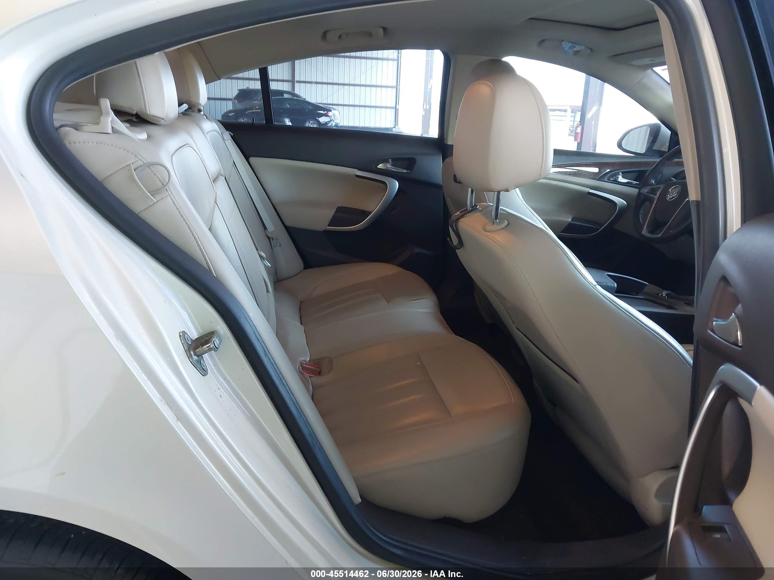 2013 Buick Regal Turbo - Premium 1 White vin: 2G4GS5EV2D9177120