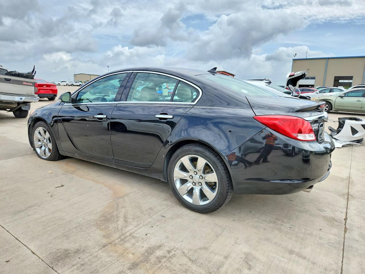 2013 Buick Regal Premium Black vin: 2G4GS5EV2D9245349