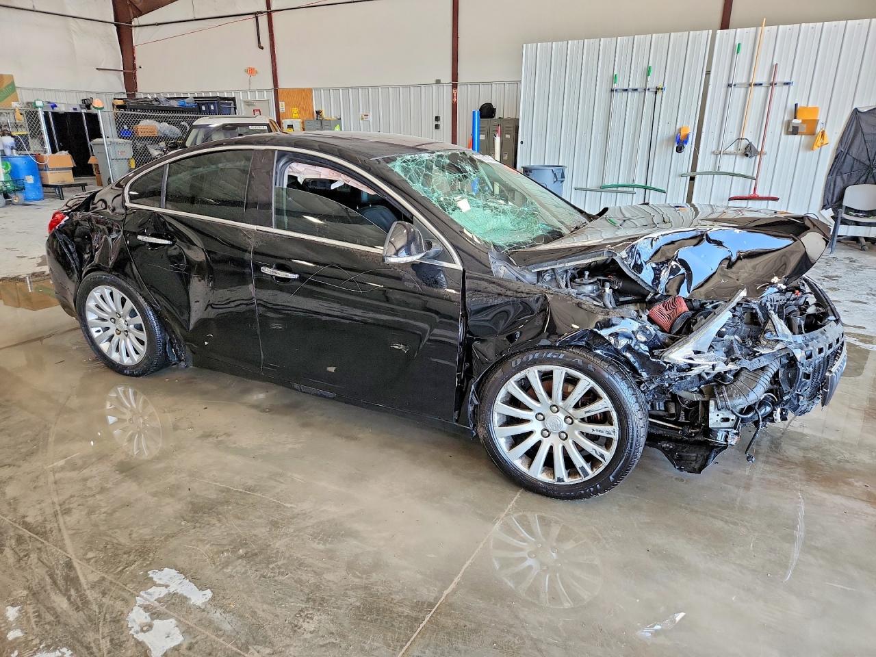 2013 Buick Regal Premium Черный vin: 2G4GS5EV2D9248185