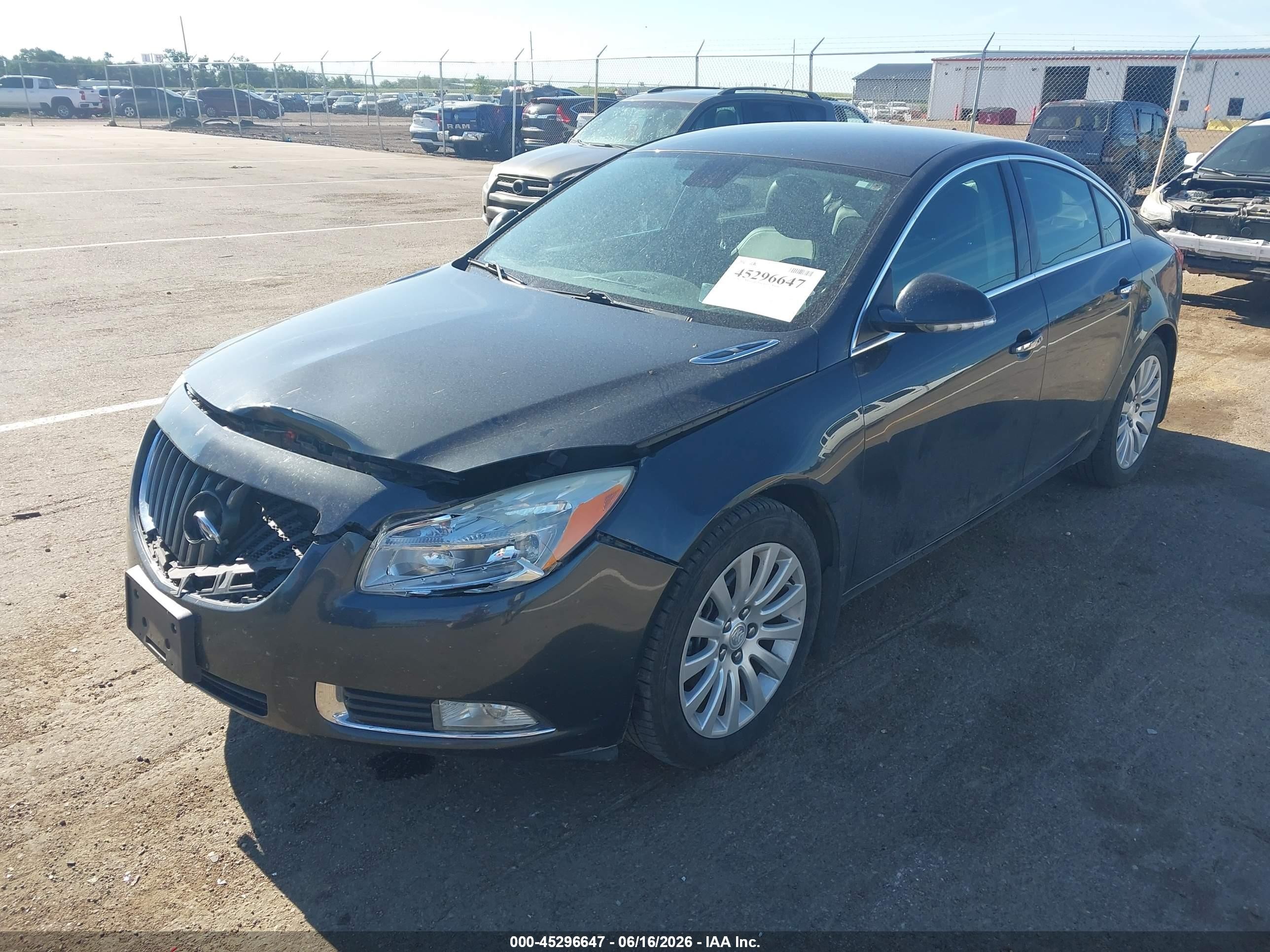 2013 Buick Regal Turbo - Premium 1 Black vin: 2G4GS5EV4D9123592