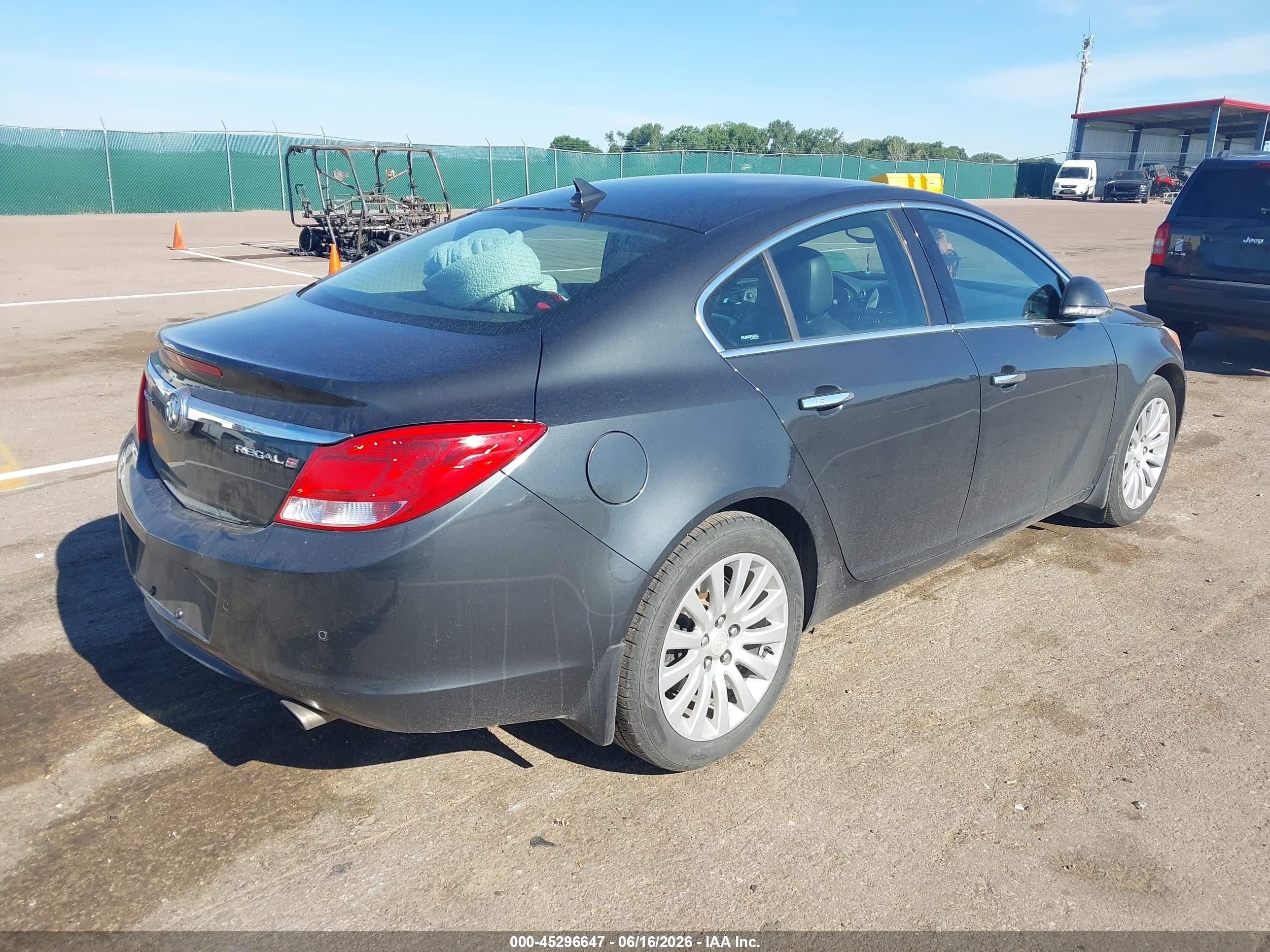 2013 Buick Regal Turbo - Premium 1 Black vin: 2G4GS5EV4D9123592