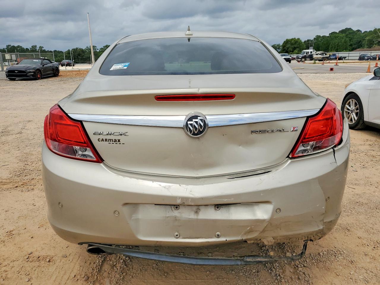 2013 Buick Regal Premium Beige vin: 2G4GS5EV4D9155989