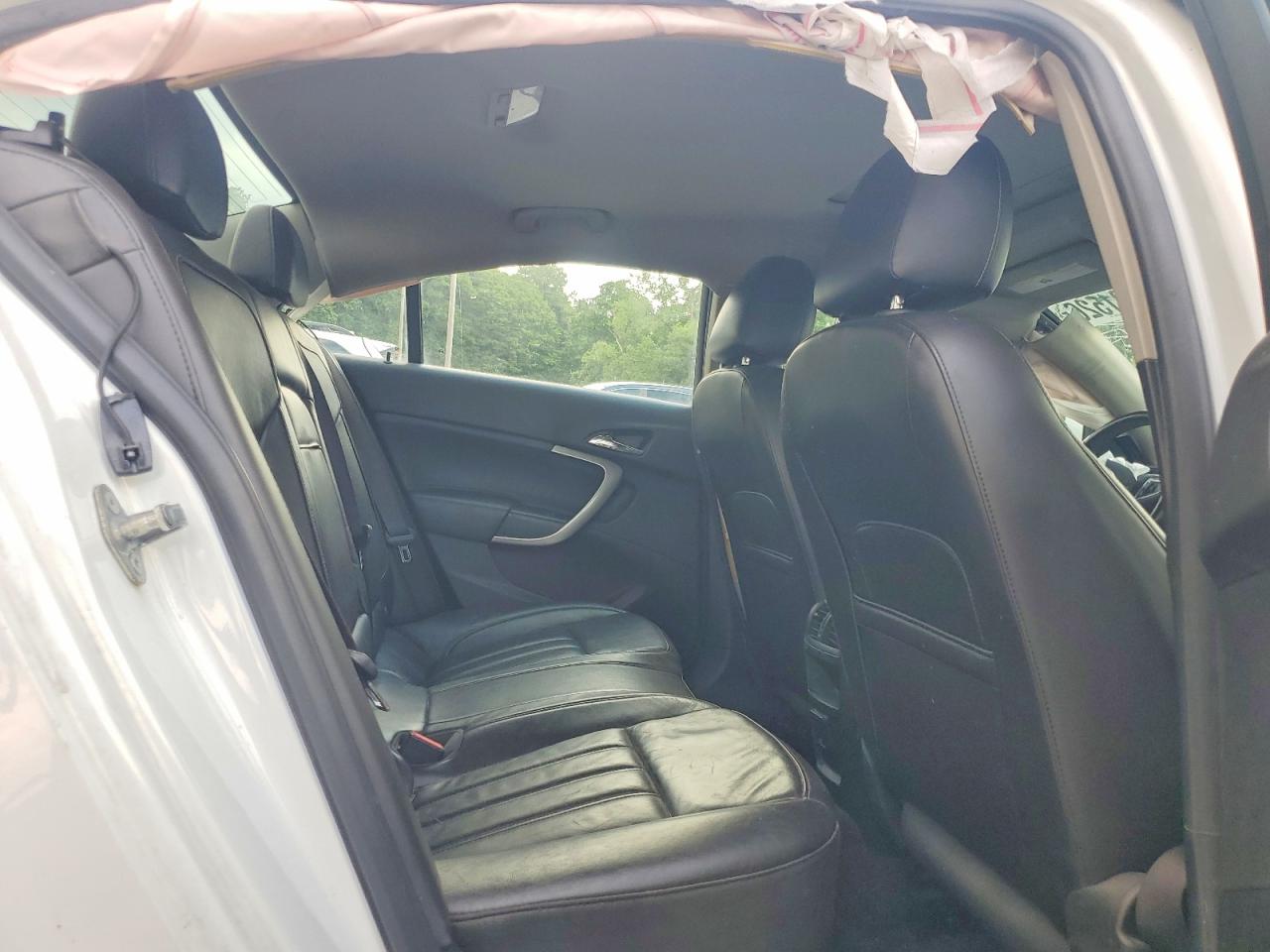 2013 Buick Regal Premium White vin: 2G4GS5EV4D9171884