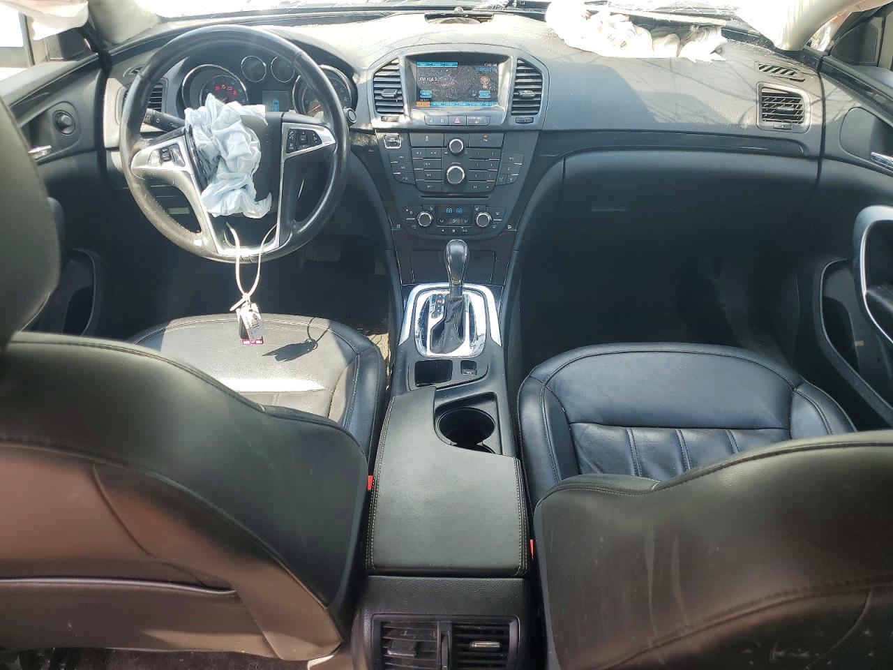 2013 Buick Regal Premium White vin: 2G4GS5EV4D9171884