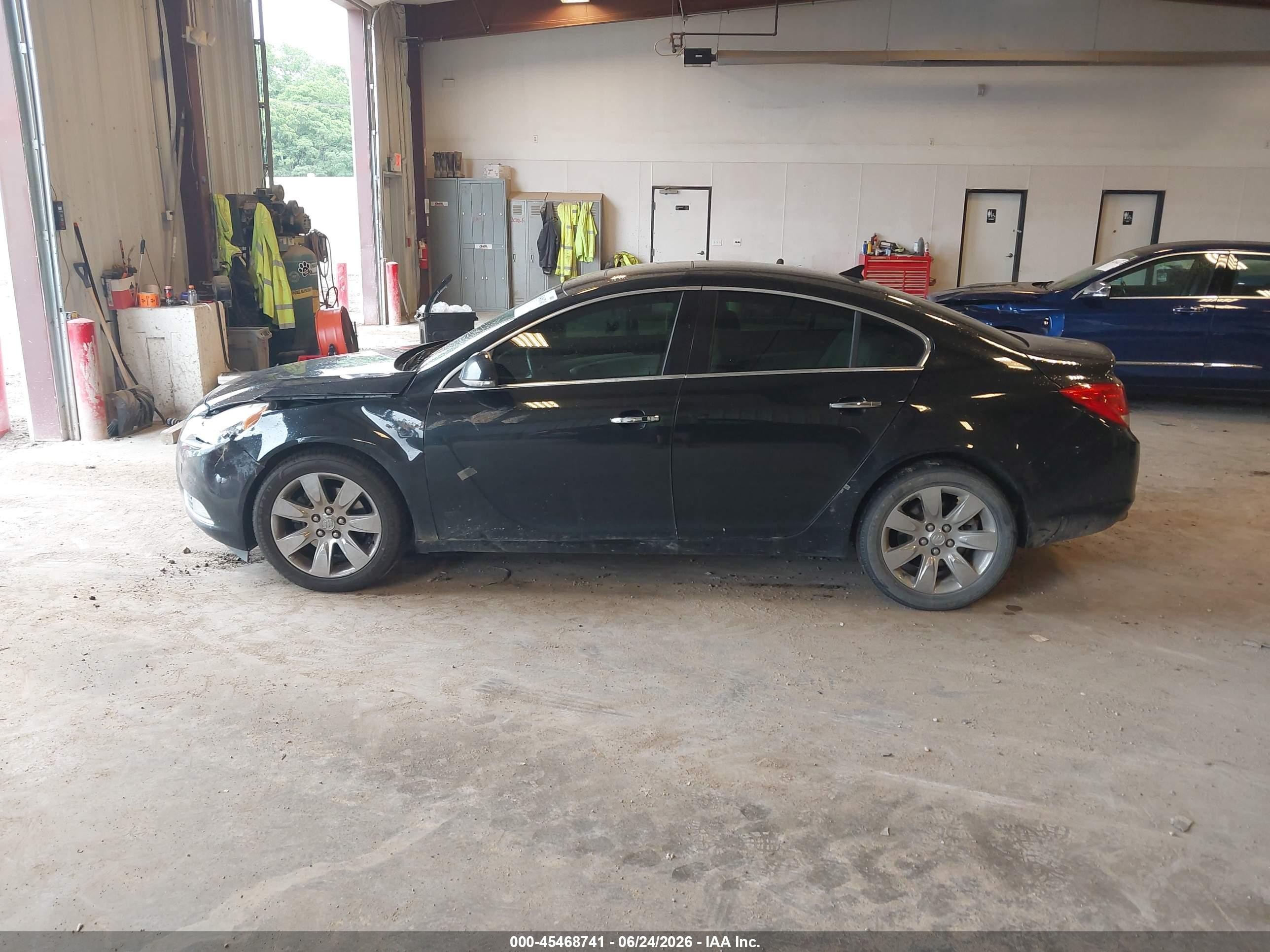 2012 Buick Regal Turbo - Premium 1 Black vin: 2G4GS5EV5C9190071