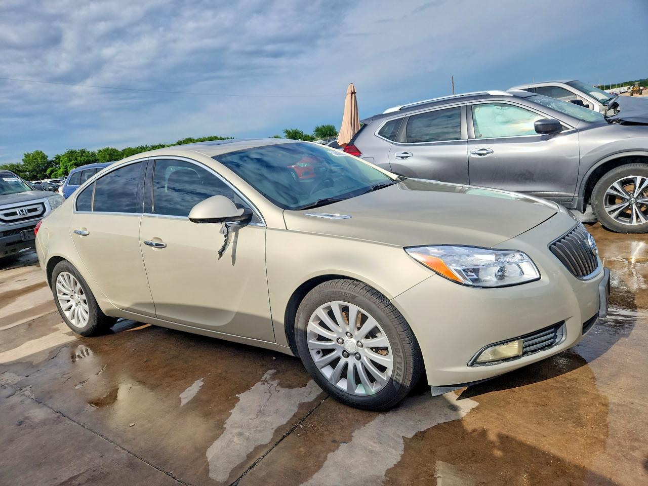 2013 Buick Regal Premium Beige vin: 2G4GS5EV6D9250442