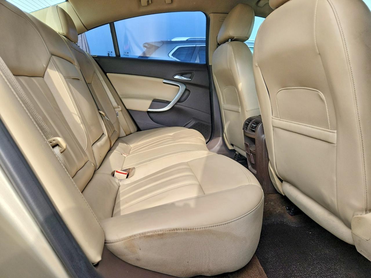 2013 Buick Regal Premium Beige vin: 2G4GS5EV6D9250442