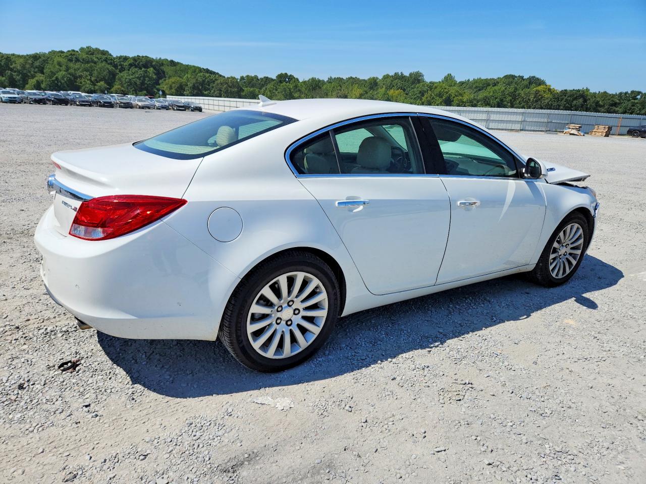 2012 Buick Regal Premium White vin: 2G4GS5EV8C9214928