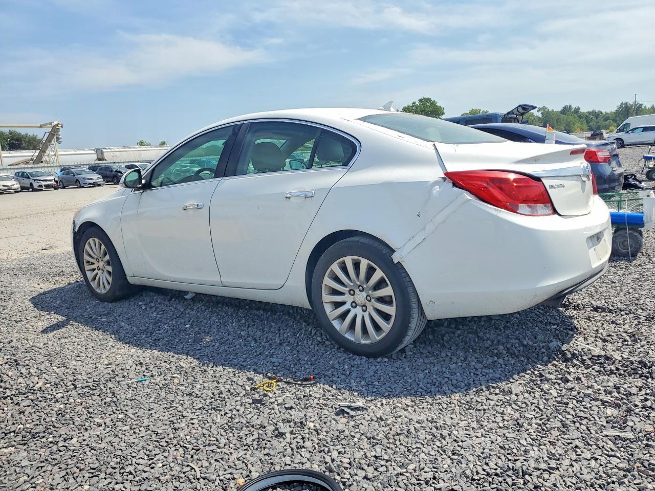 2012 Buick Regal Premium Белый vin: 2G4GS5EV9C9213707