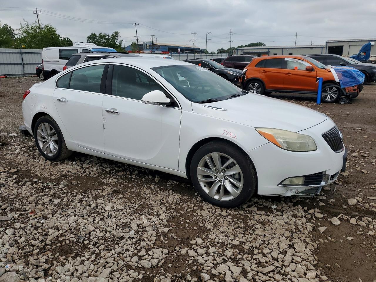 2013 Buick Regal Premium White vin: 2G4GS5EV9D9125404