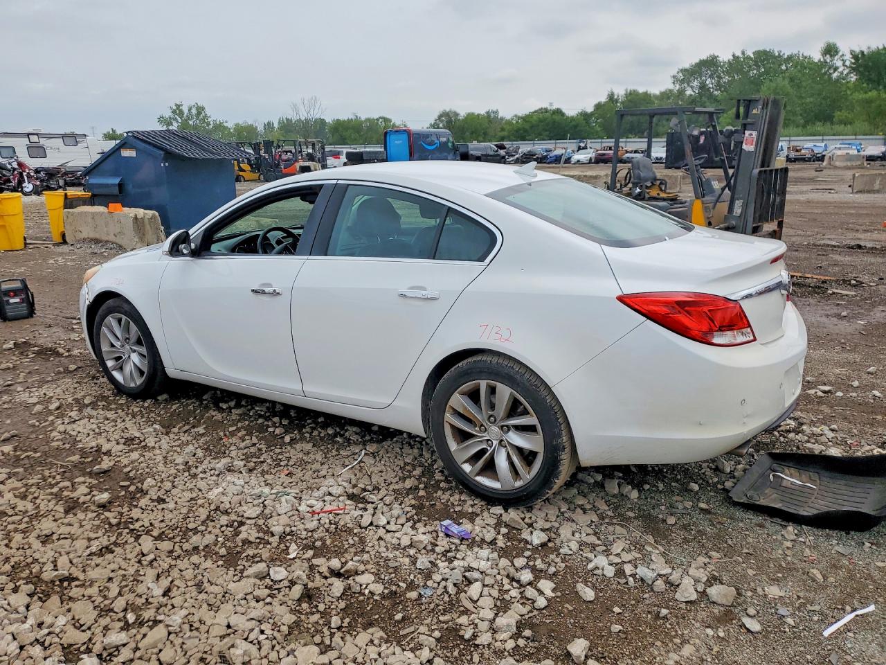 2013 Buick Regal Premium White vin: 2G4GS5EV9D9125404