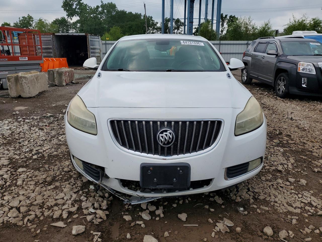 2013 Buick Regal Premium White vin: 2G4GS5EV9D9125404