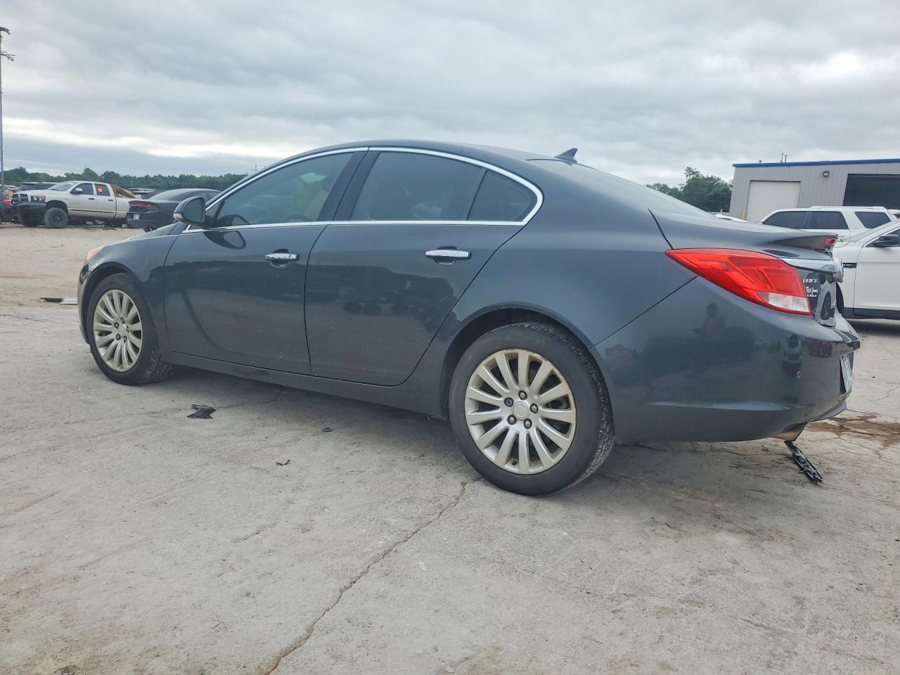 2013 Buick Regal Premium Black vin: 2G4GS5EV9D9126214