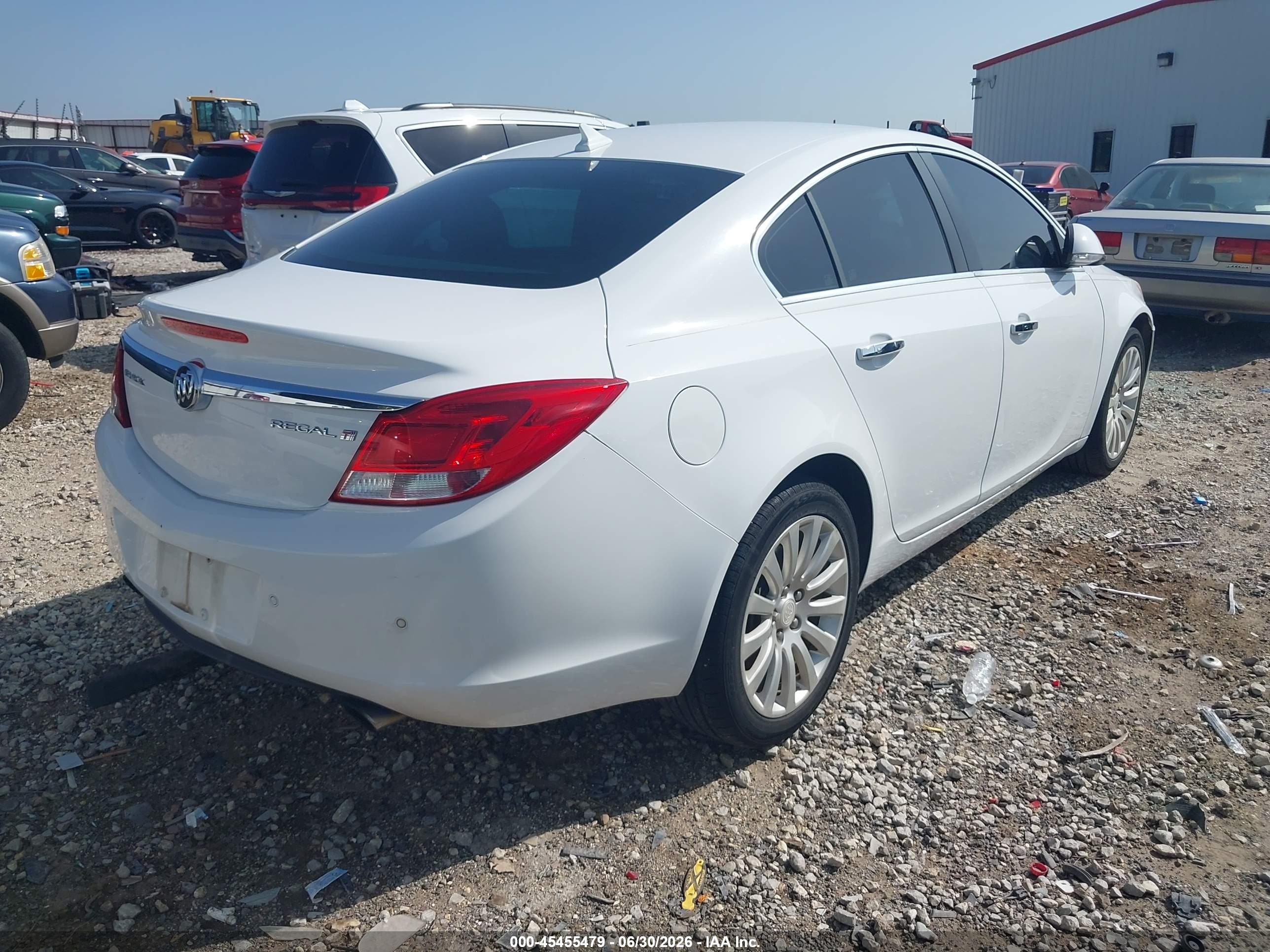 2013 Buick Regal Turbo - Premium 1 White vin: 2G4GS5EVXD9125024