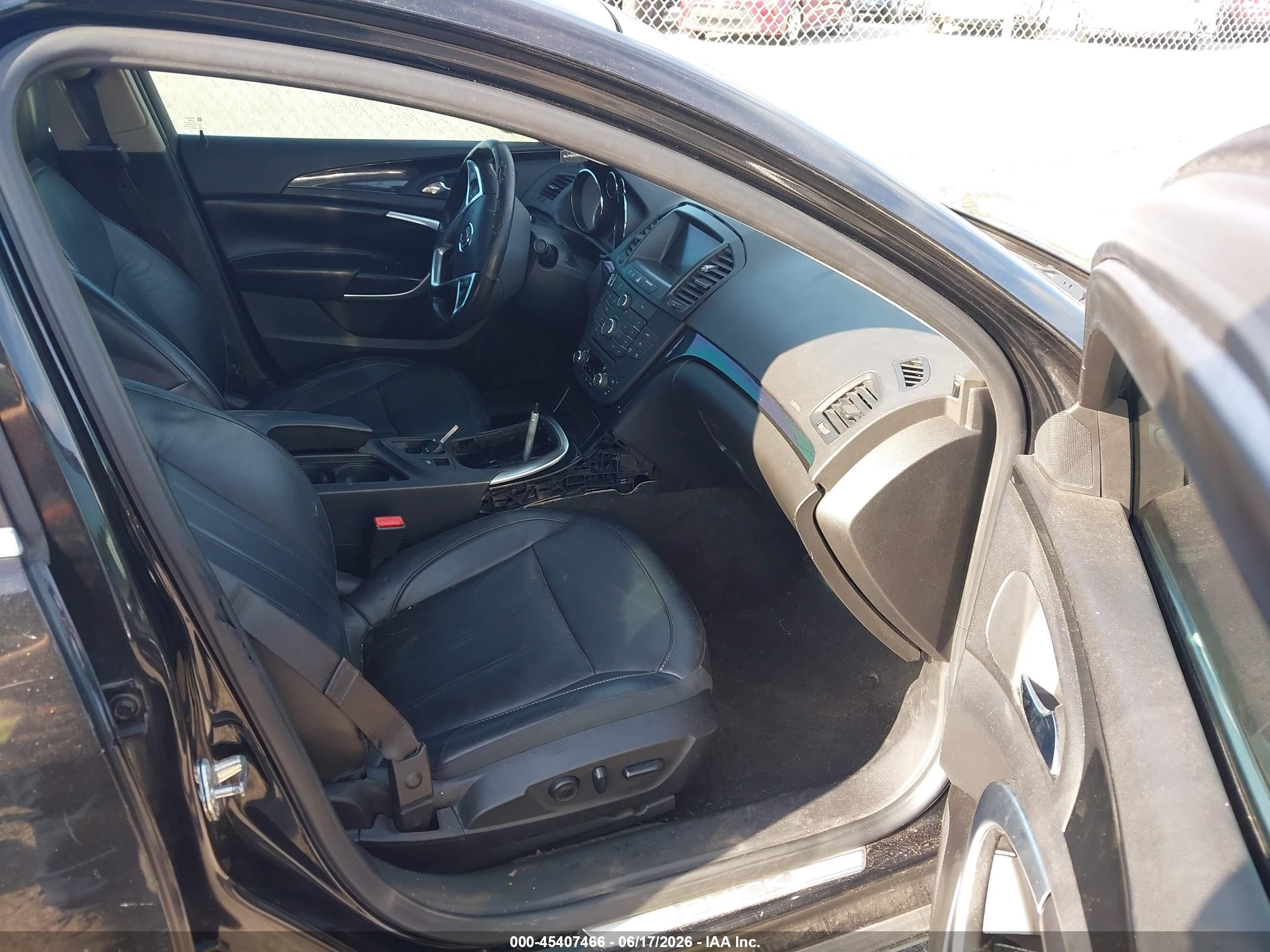 2013 Buick Regal Turbo - Premium 1 Black vin: 2G4GS5EVXD9240058