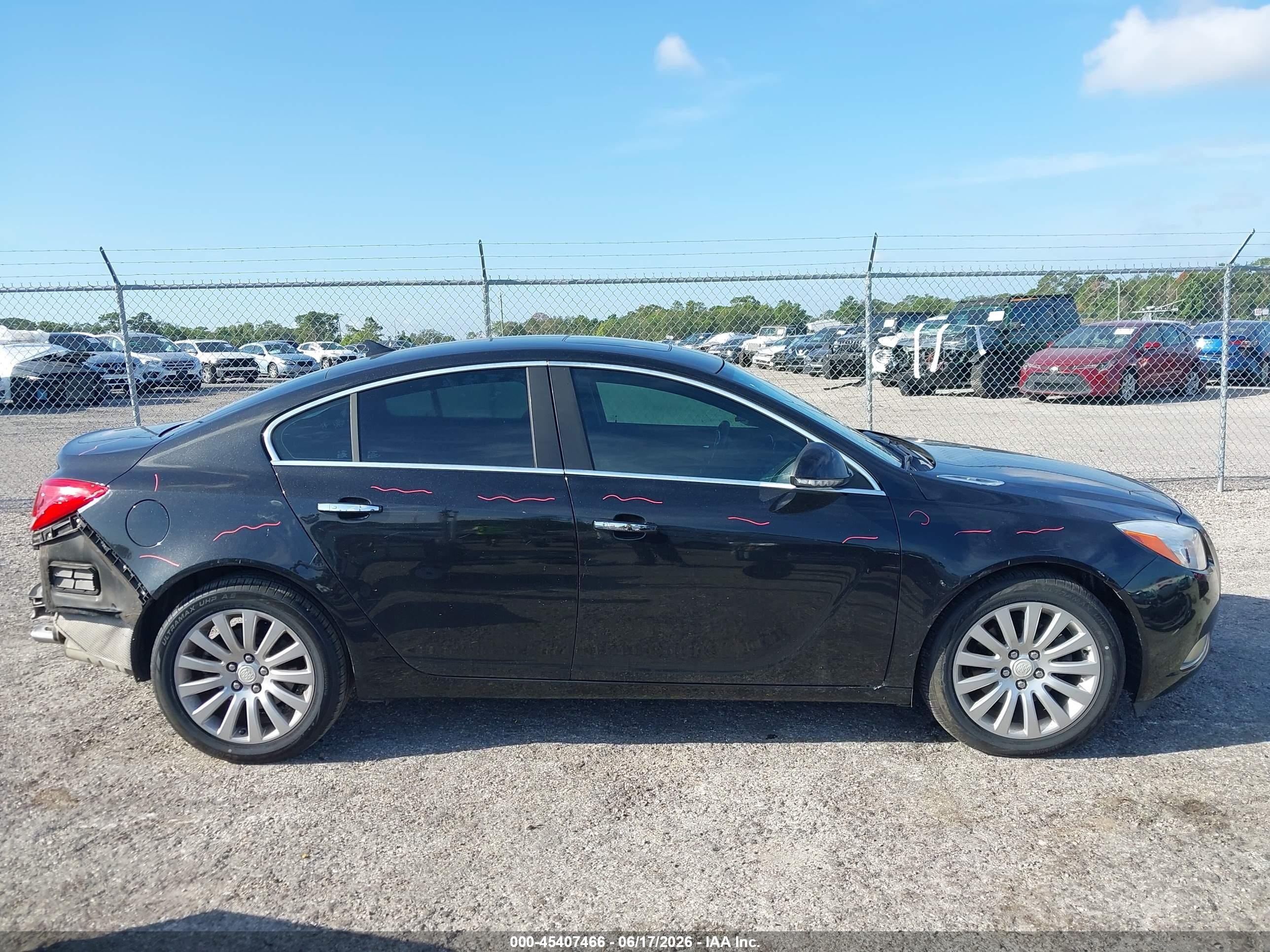2013 Buick Regal Turbo - Premium 1 Black vin: 2G4GS5EVXD9240058