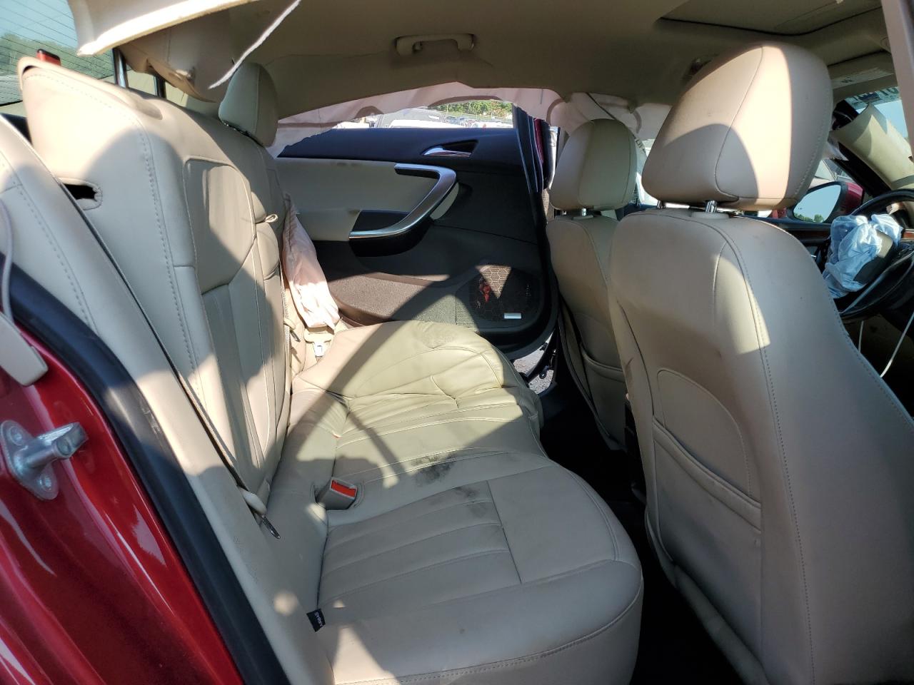 2014 Buic Regal Prem Red vin: 2G4GS5GX5E9178116