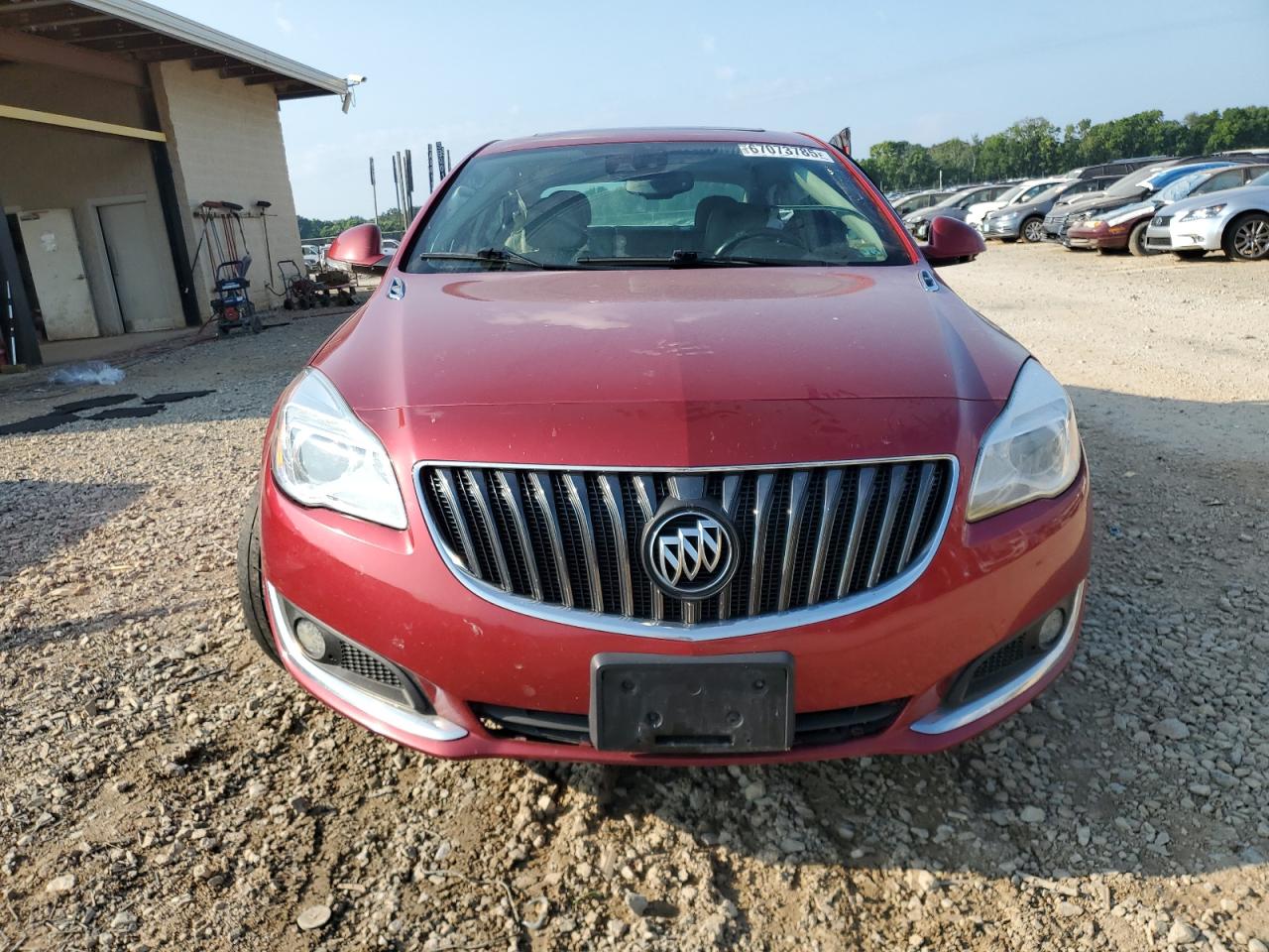 2014 Buic Regal Prem Red vin: 2G4GS5GX5E9178116
