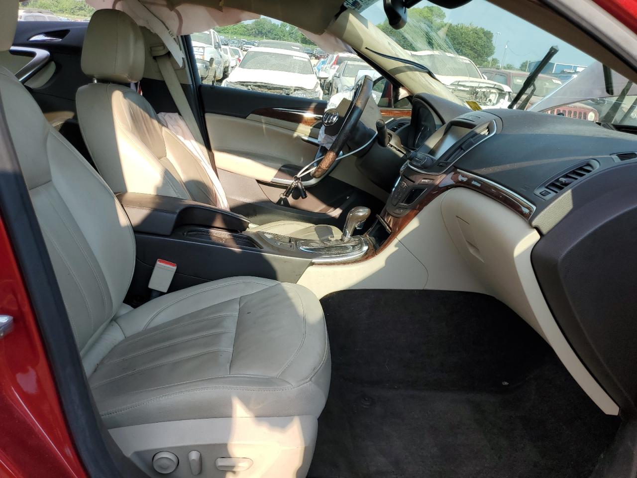 2014 Buic Regal Prem Red vin: 2G4GS5GX5E9178116